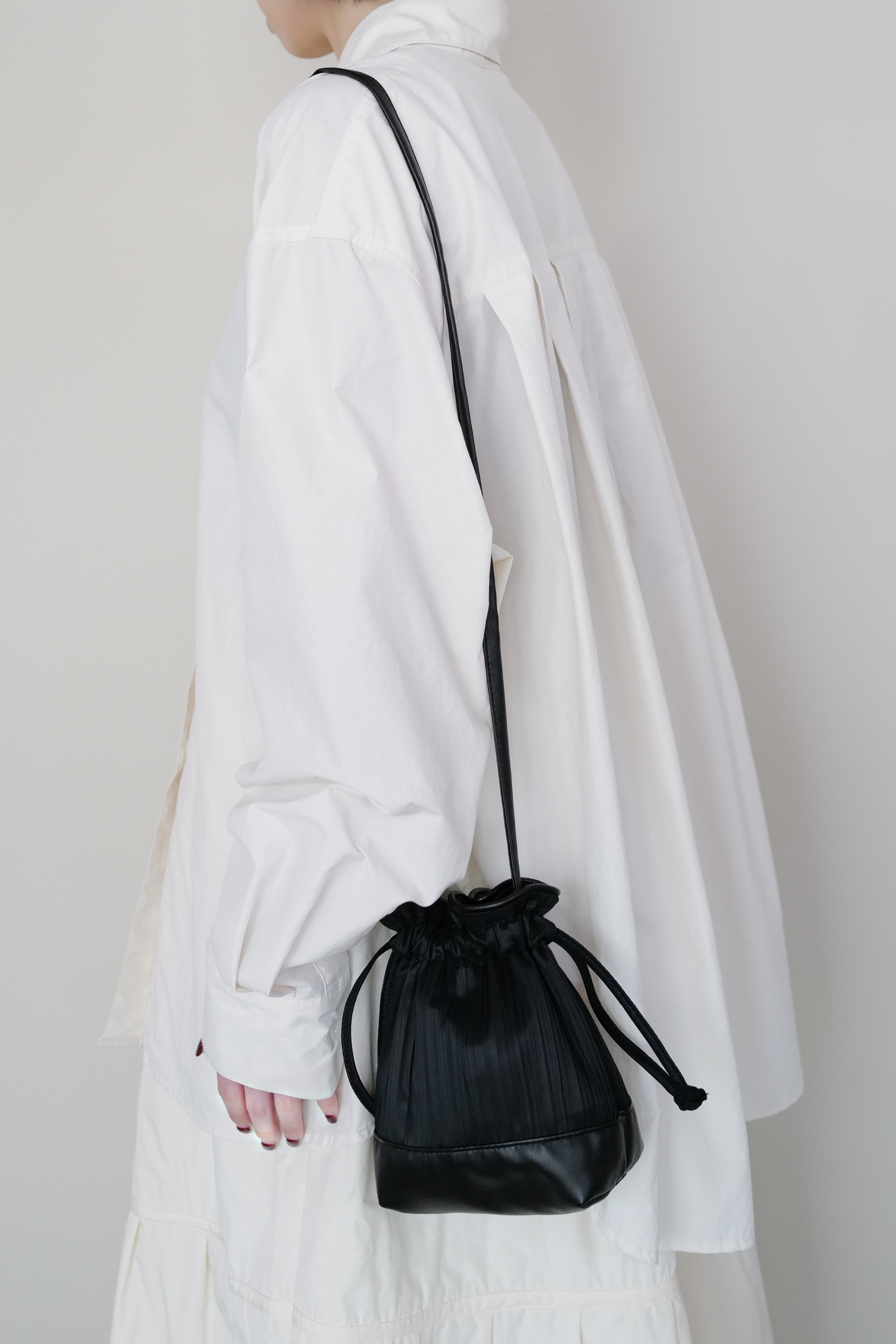 【STORE EXCLUSIVE】mini pleats bucket bag
