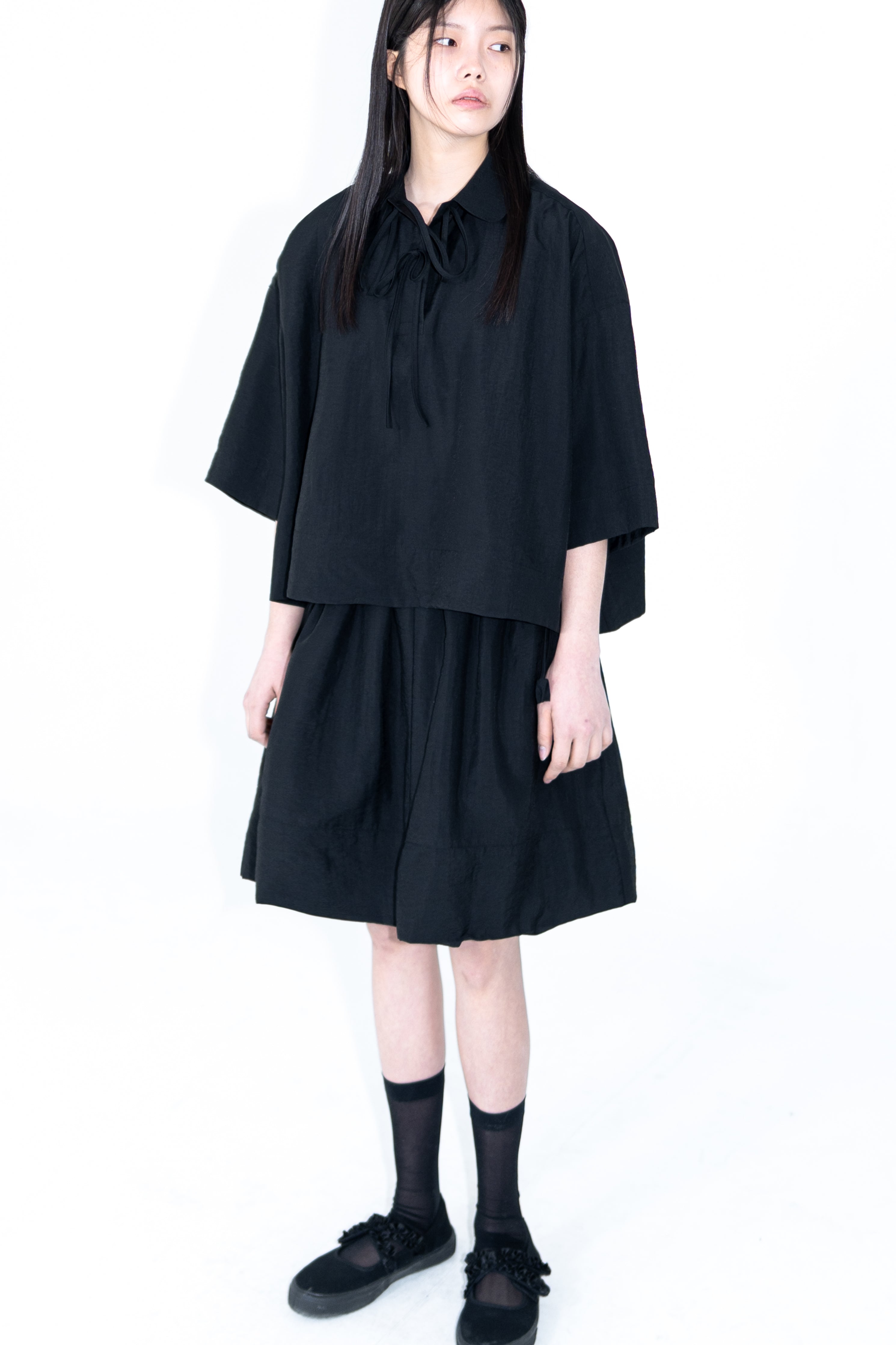 basic ribbon blouse