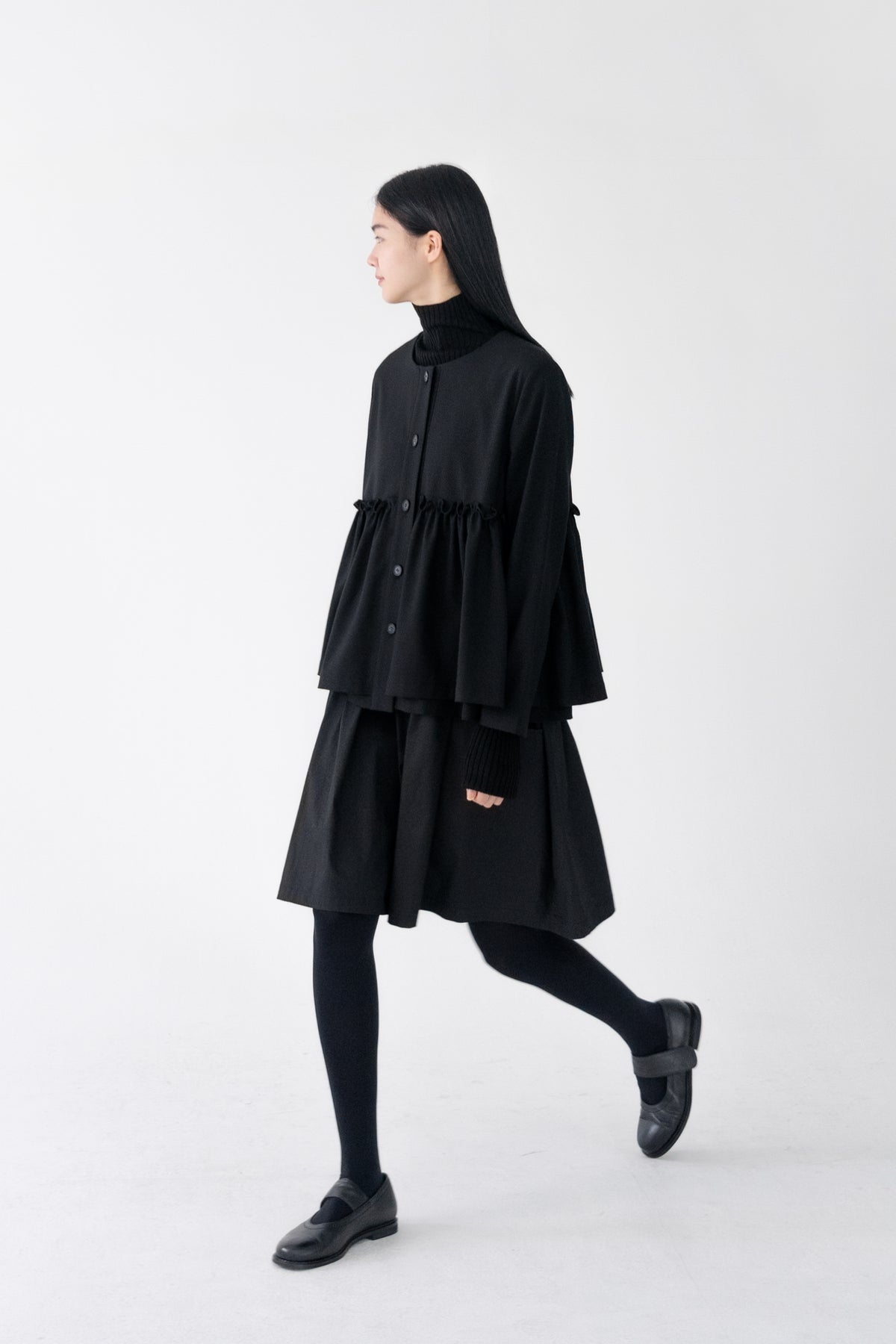 button layer frill jacket
