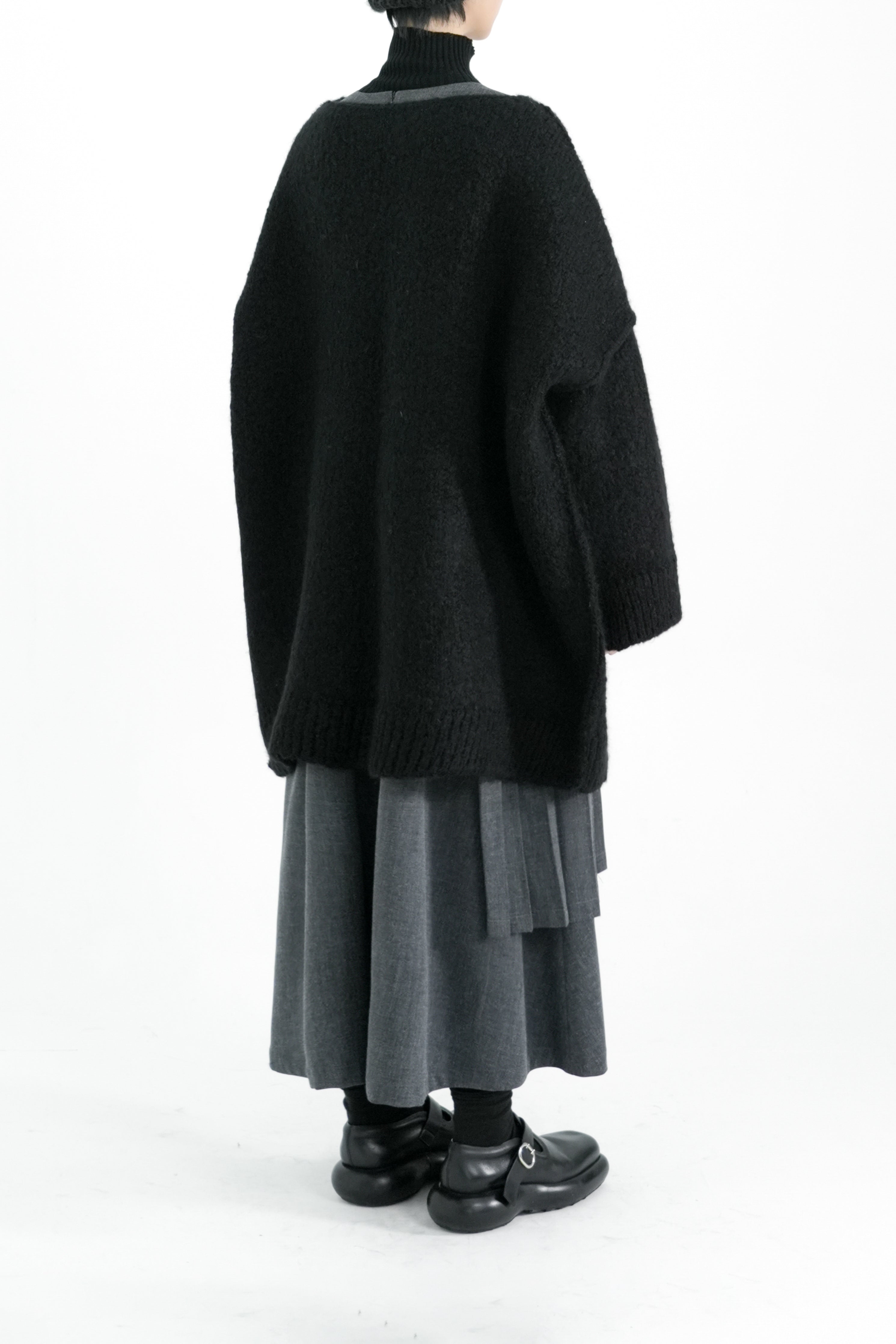 button mono cardigan