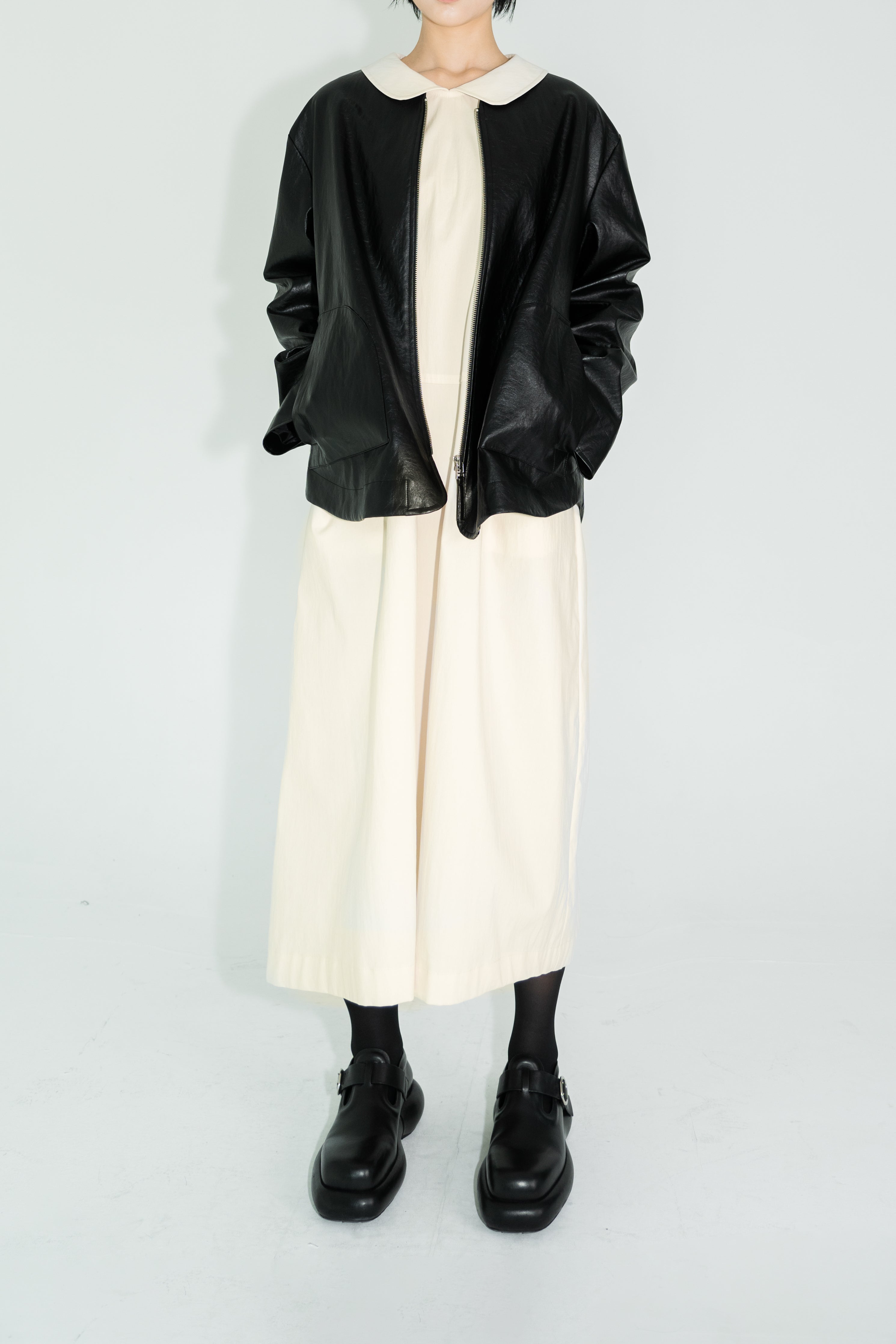 flat collar ribbon dress