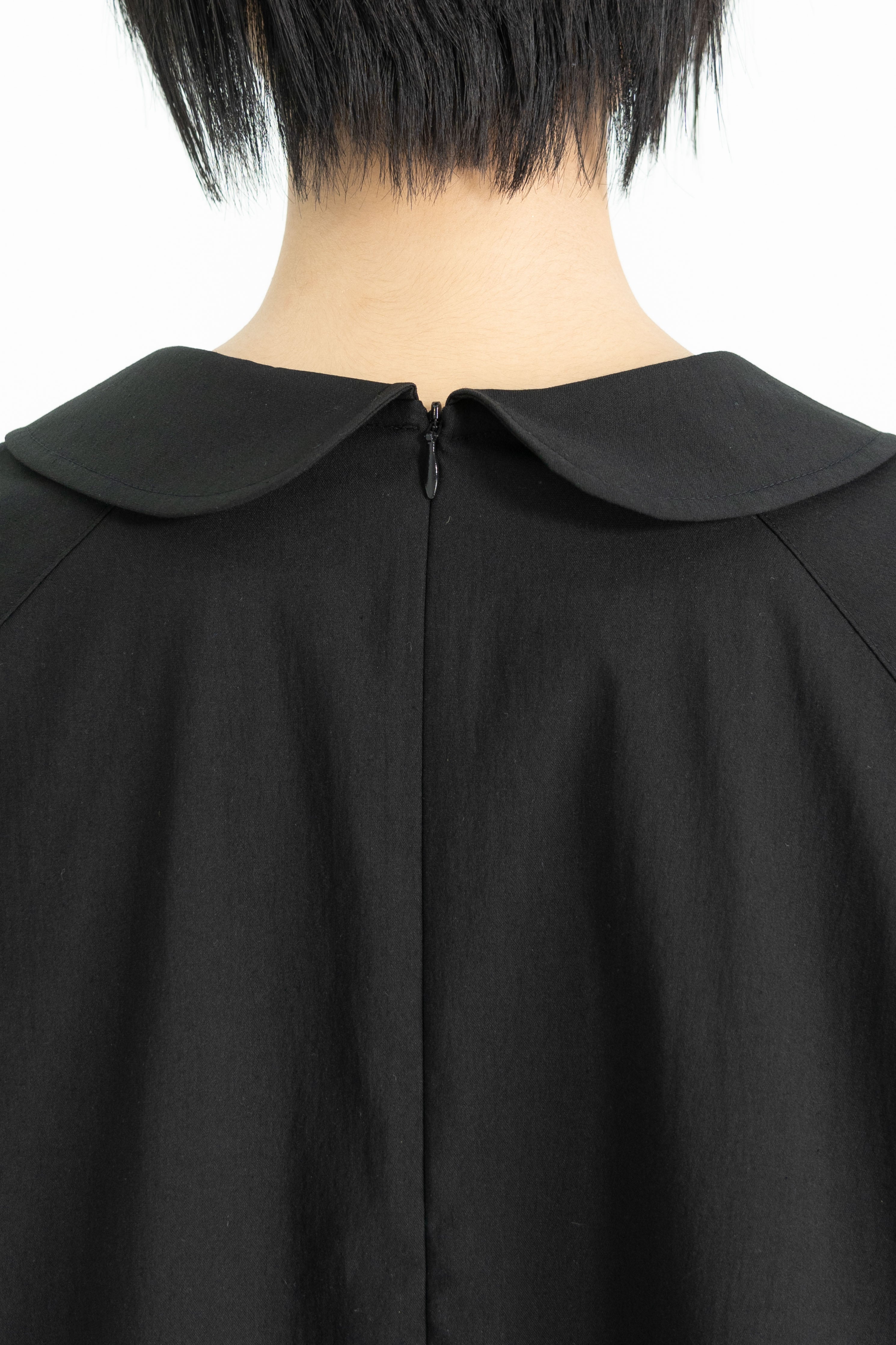 flat collar ribbon dress