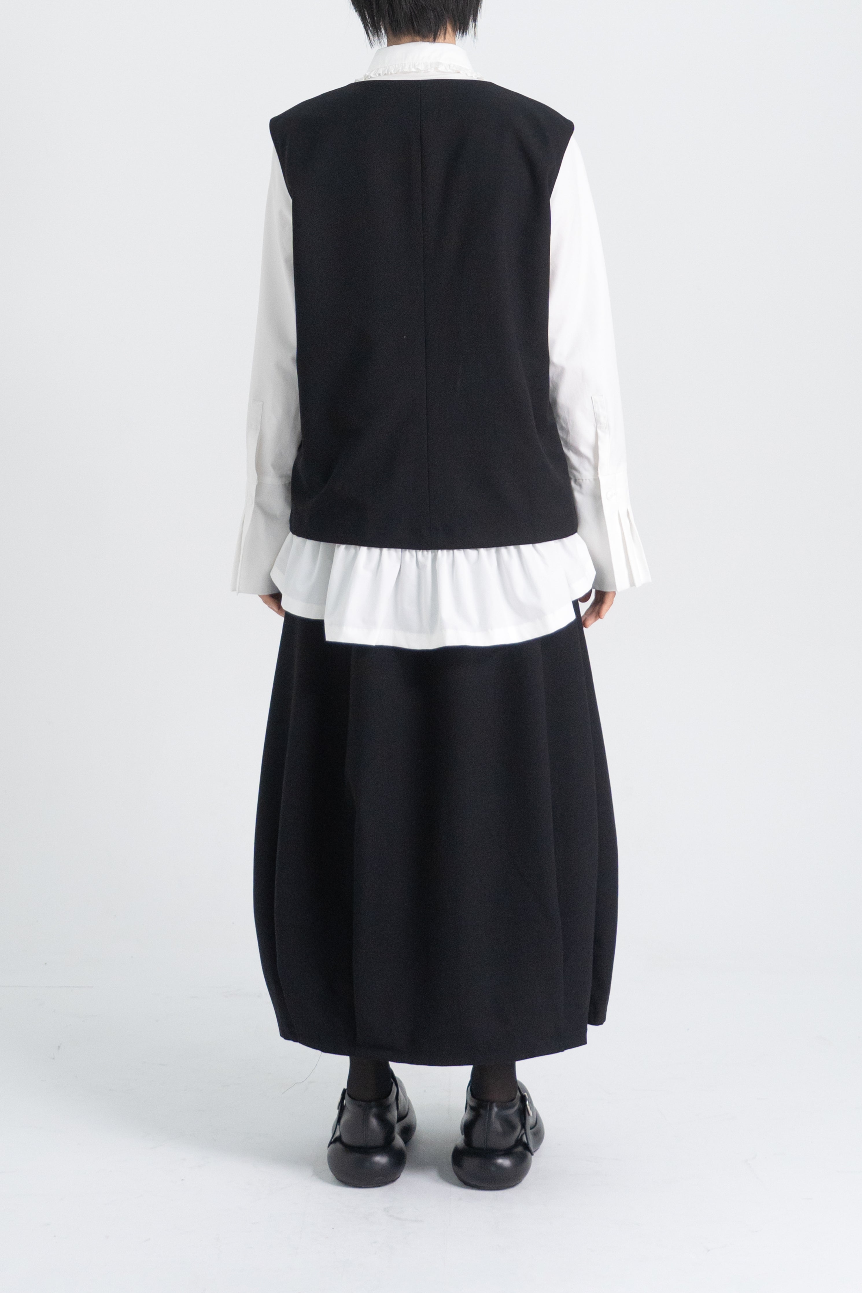 【STORE EXCLUSIVE】button pocket wool vest