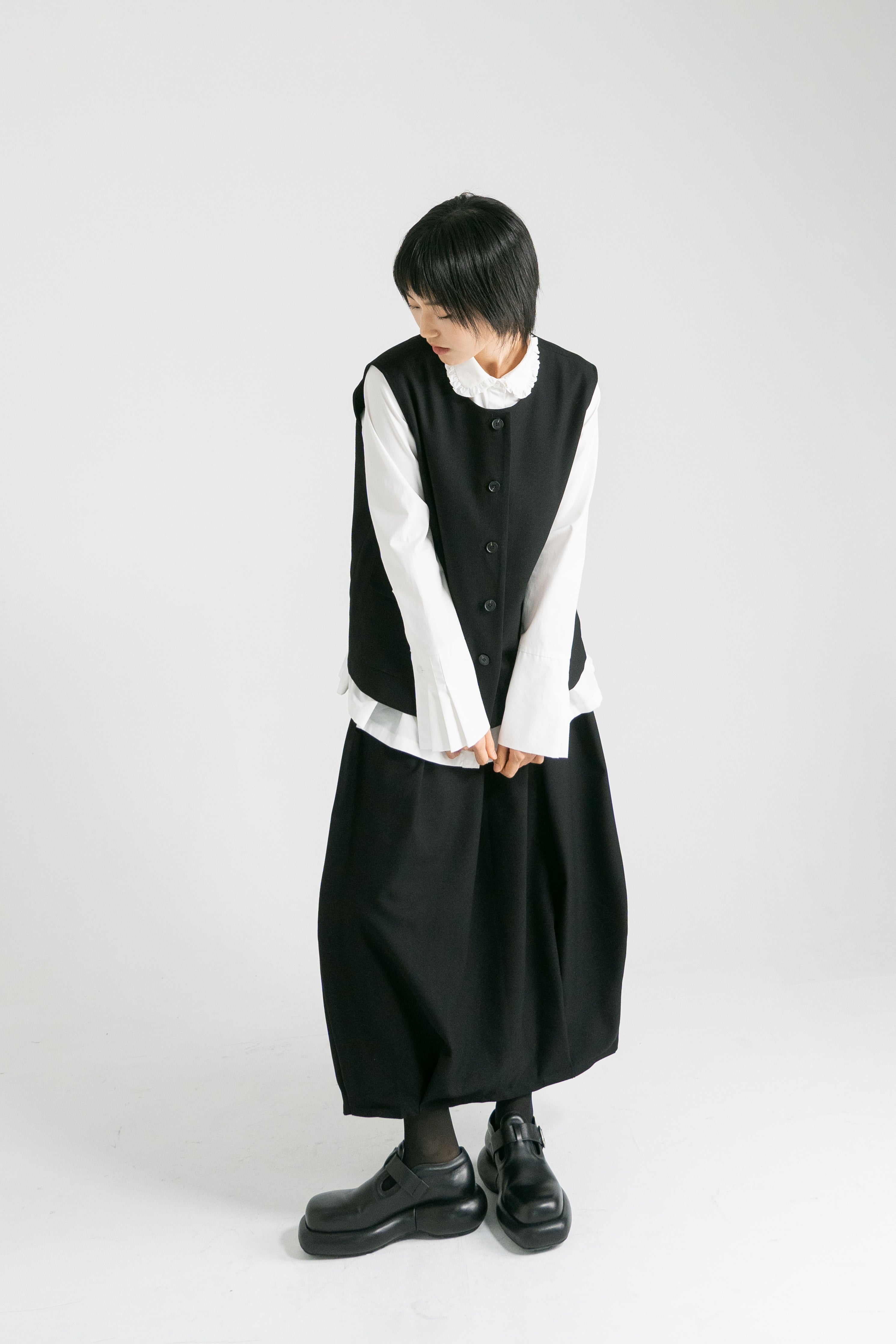 frill collar shirt