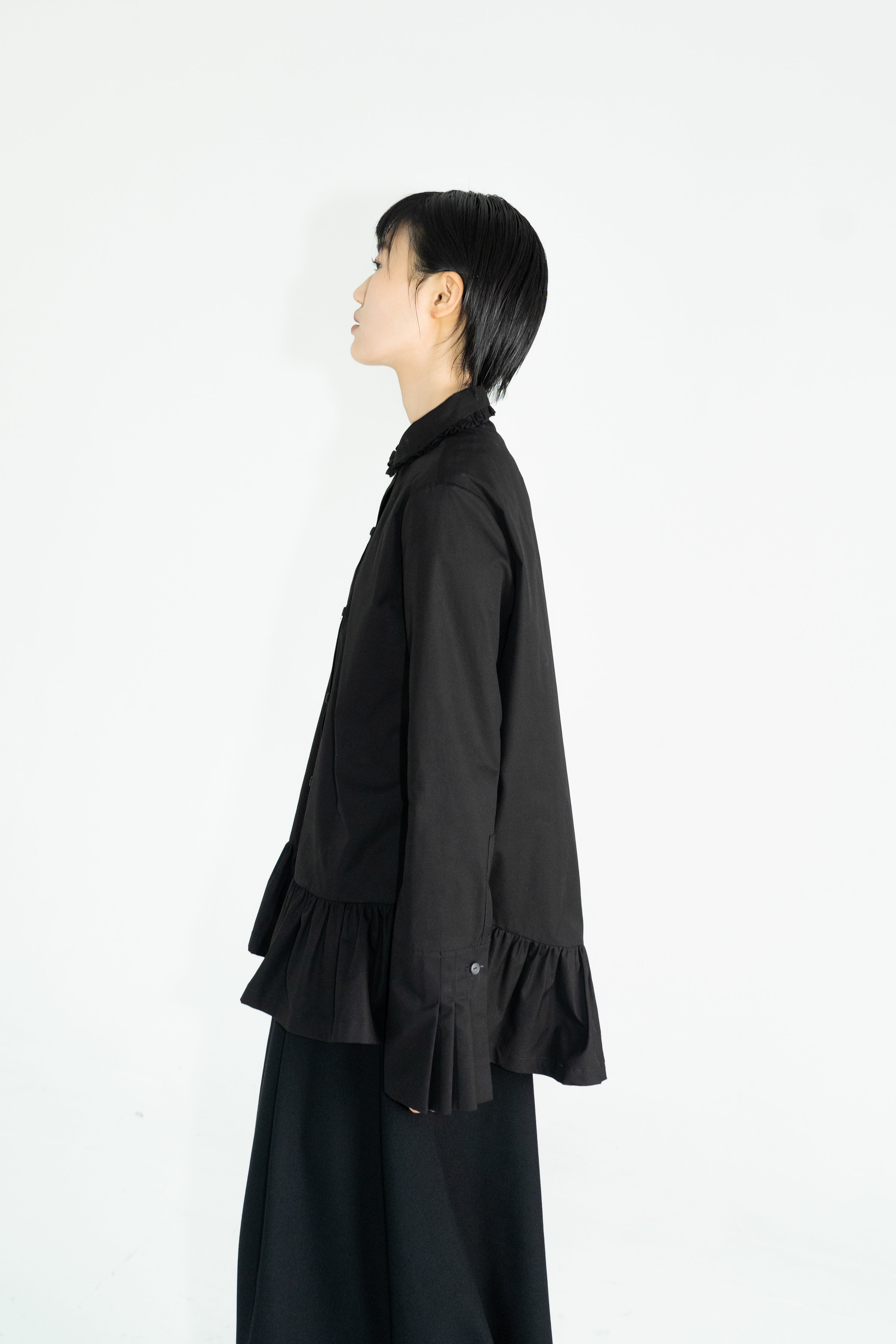 frill collar shirt