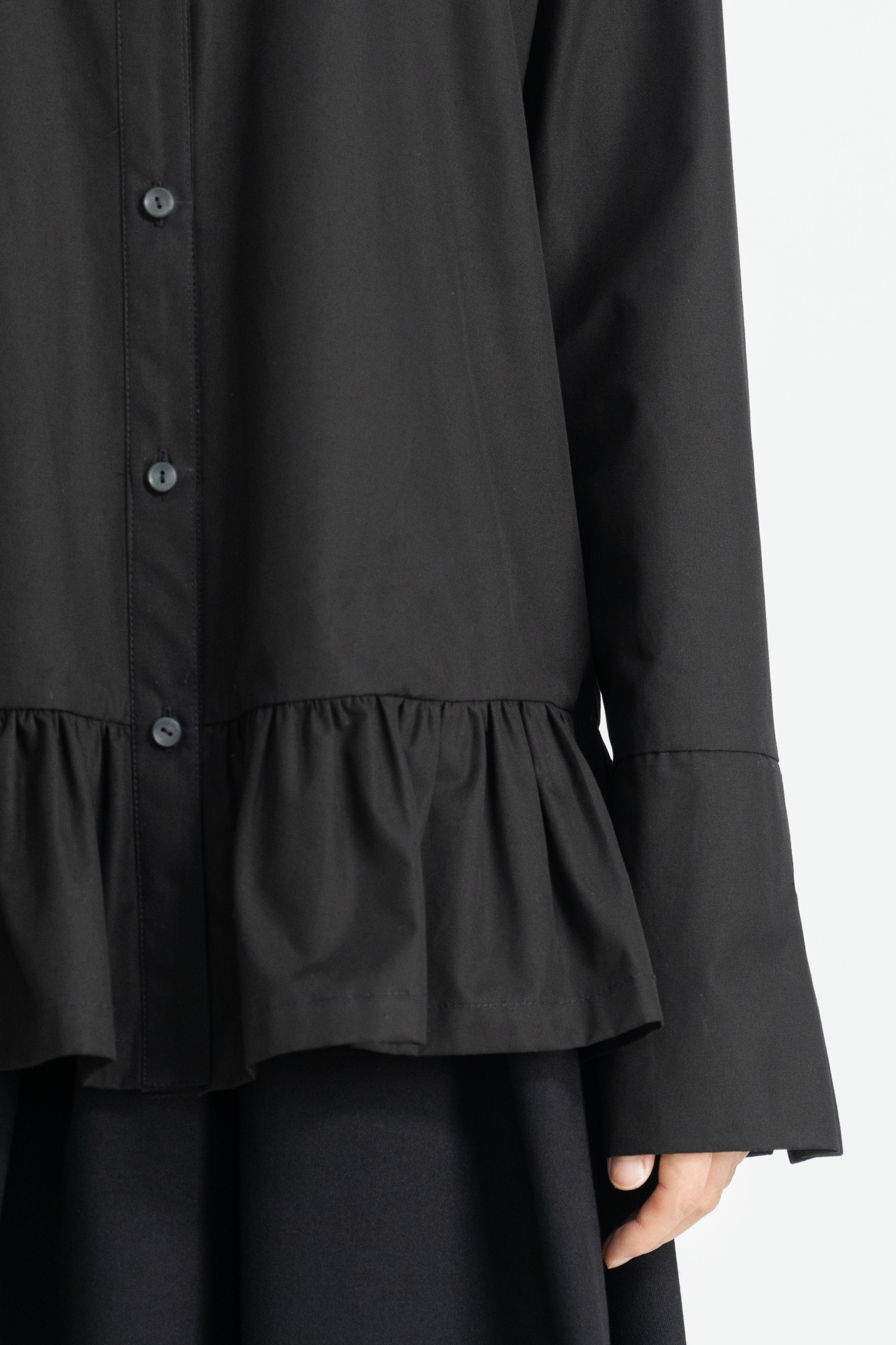 frill collar shirt