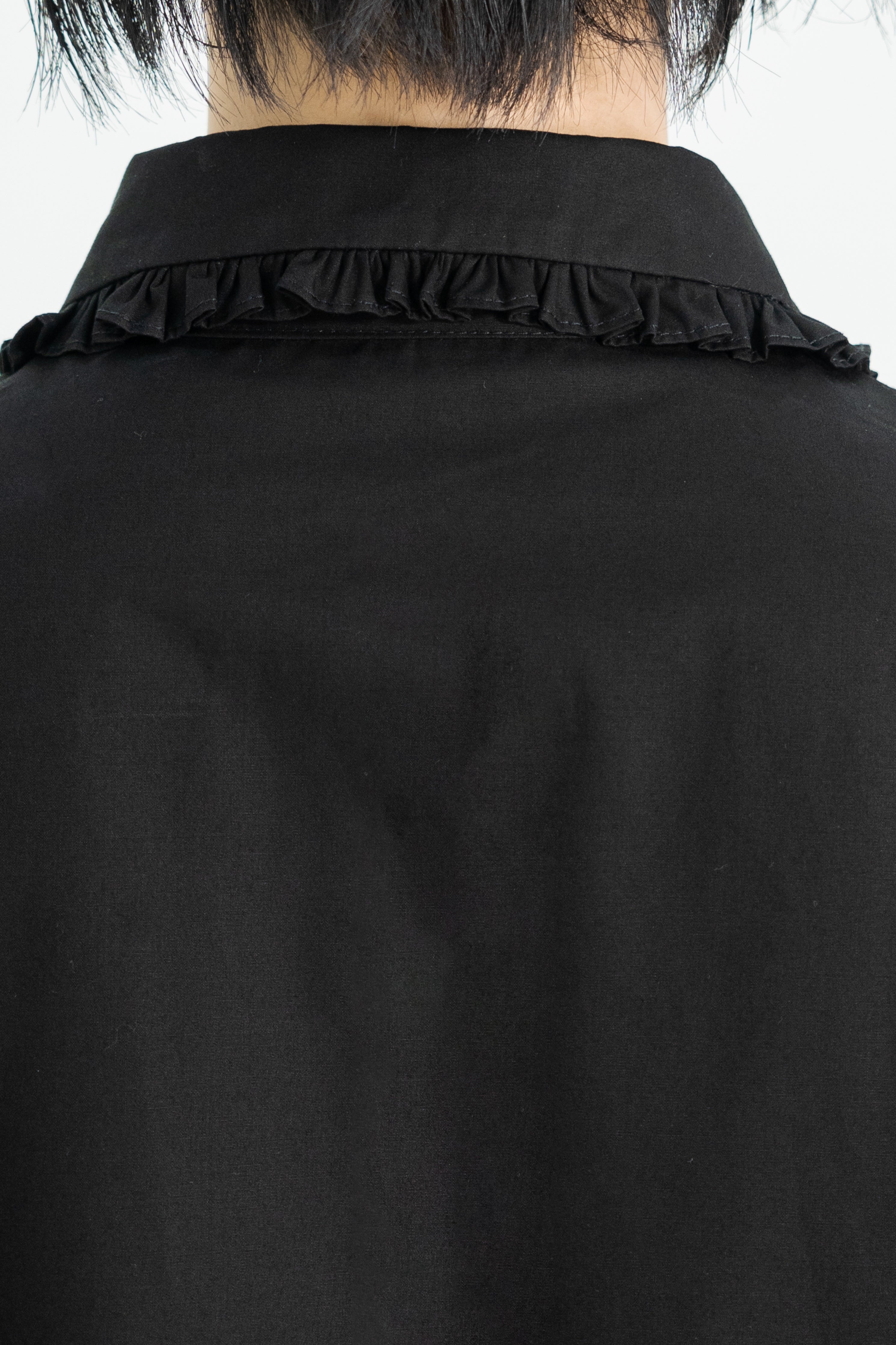 frill collar shirt