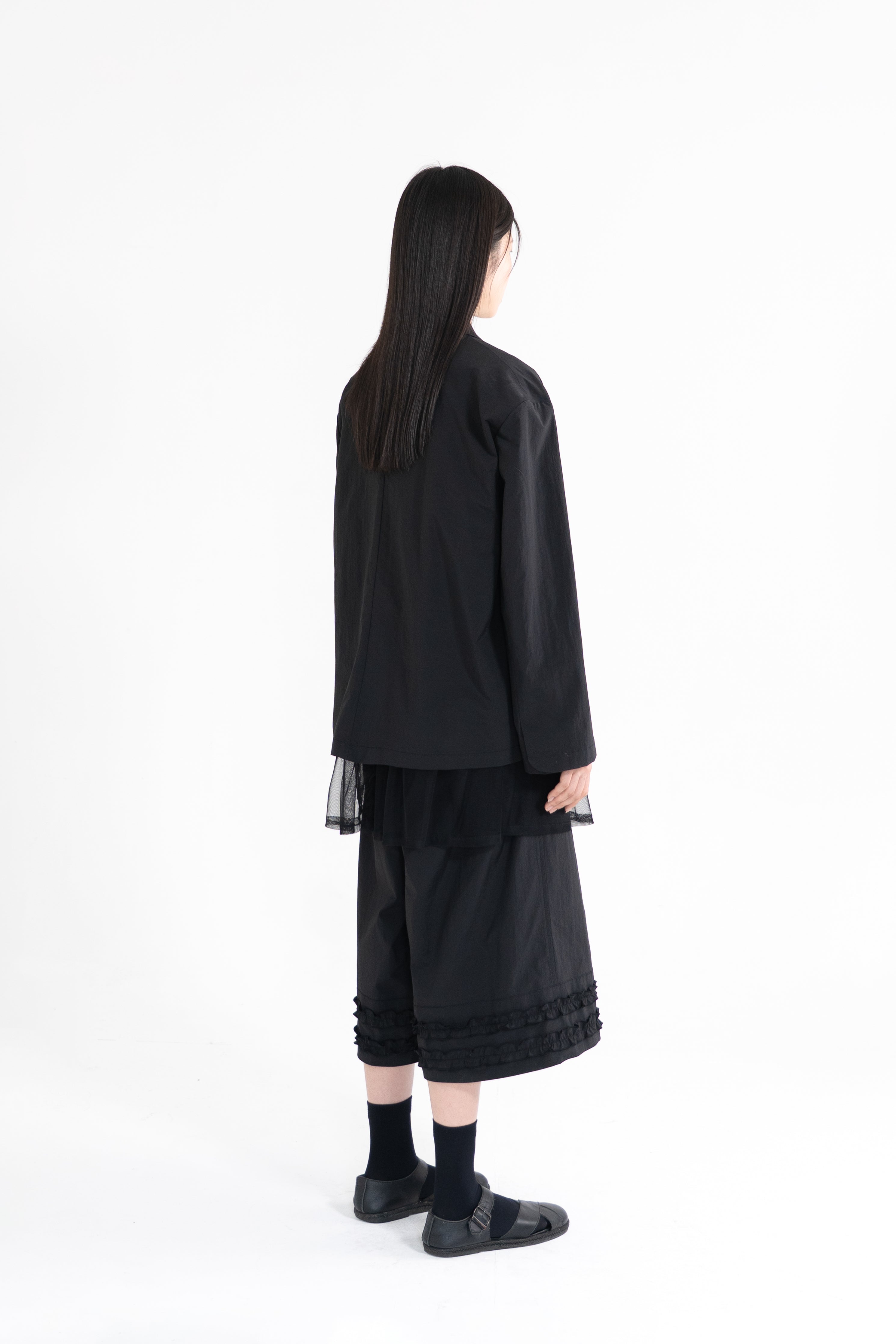 frill round over jacket