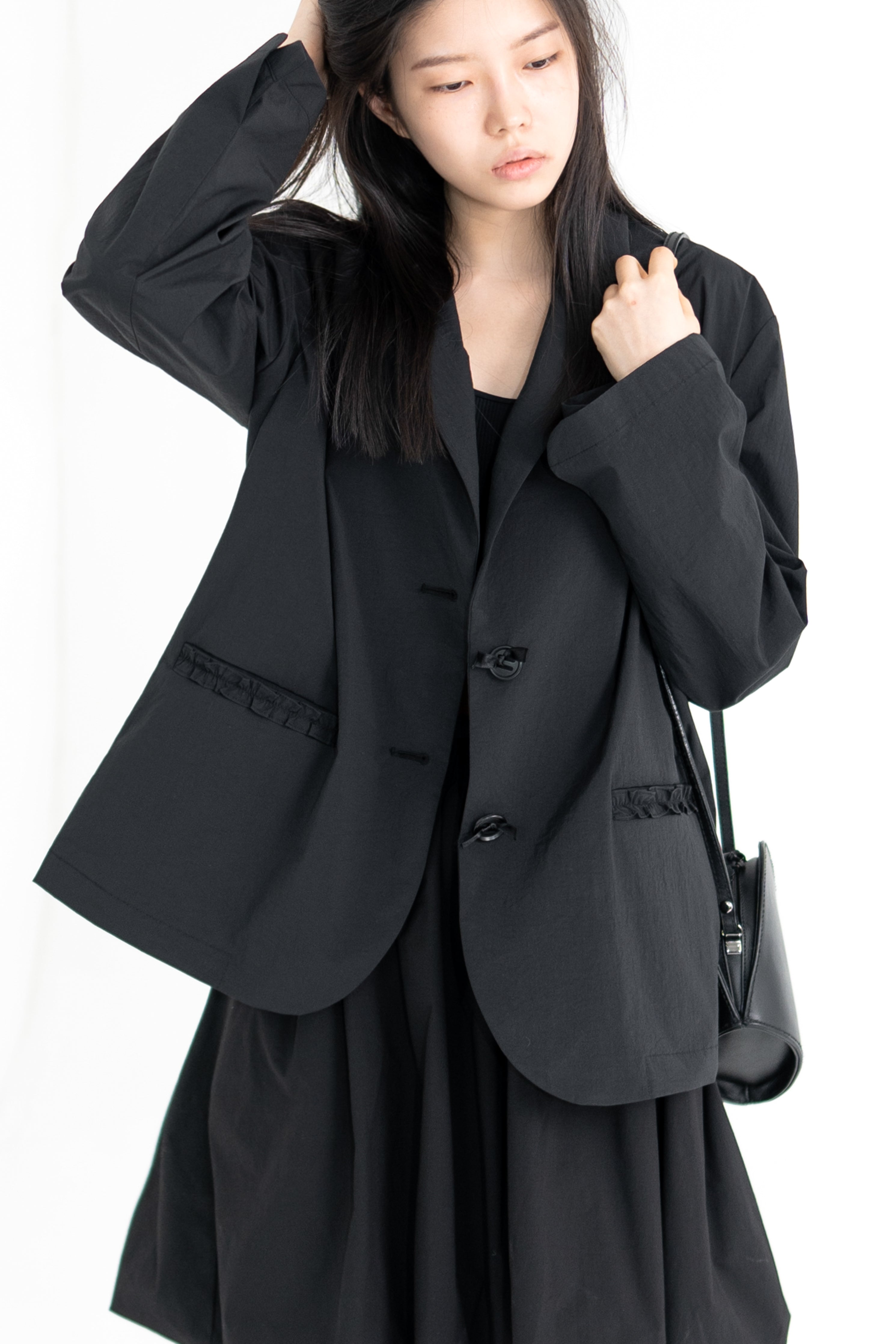 frill round over jacket