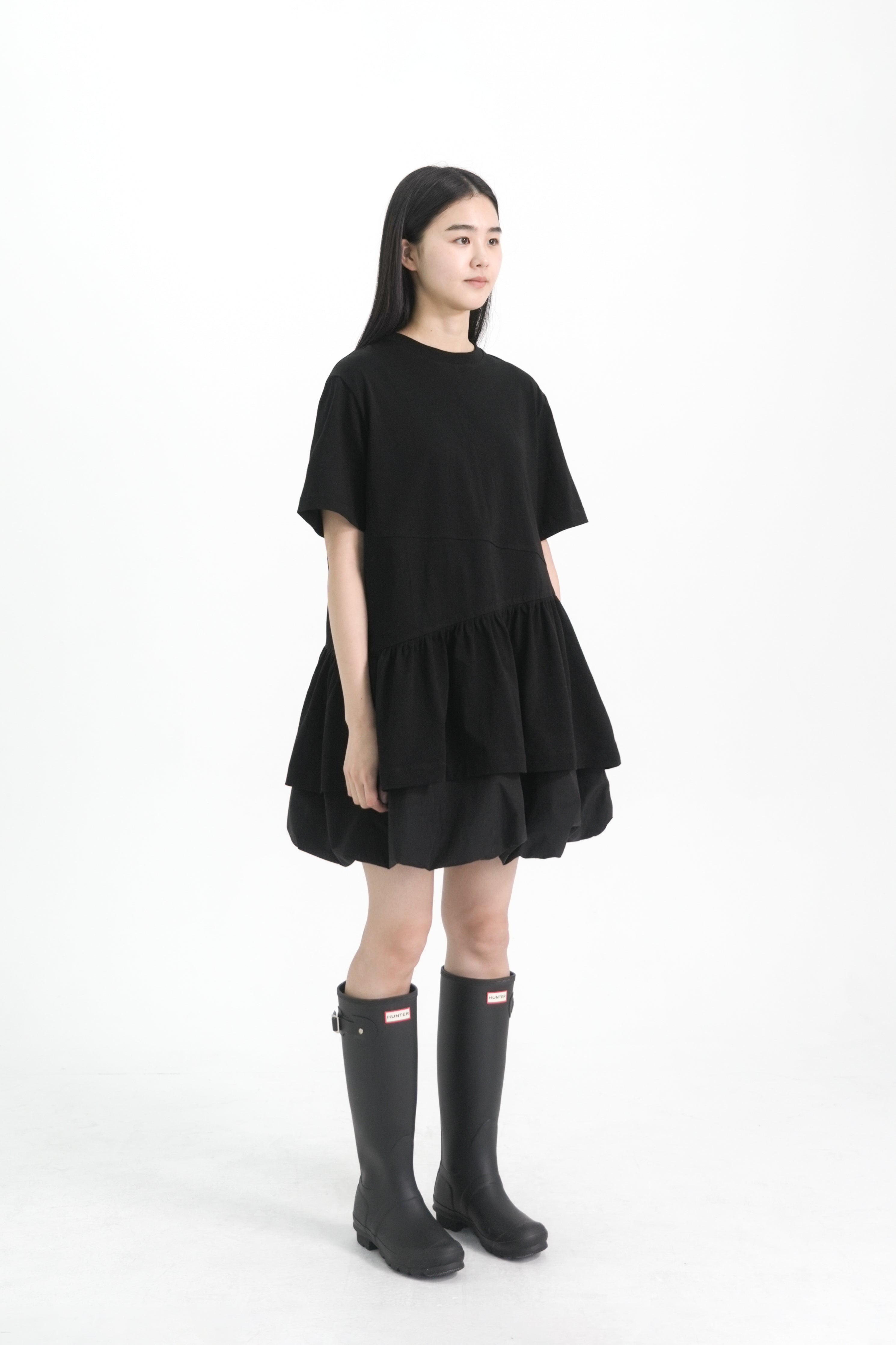 half sleeve cut line frill t shirt