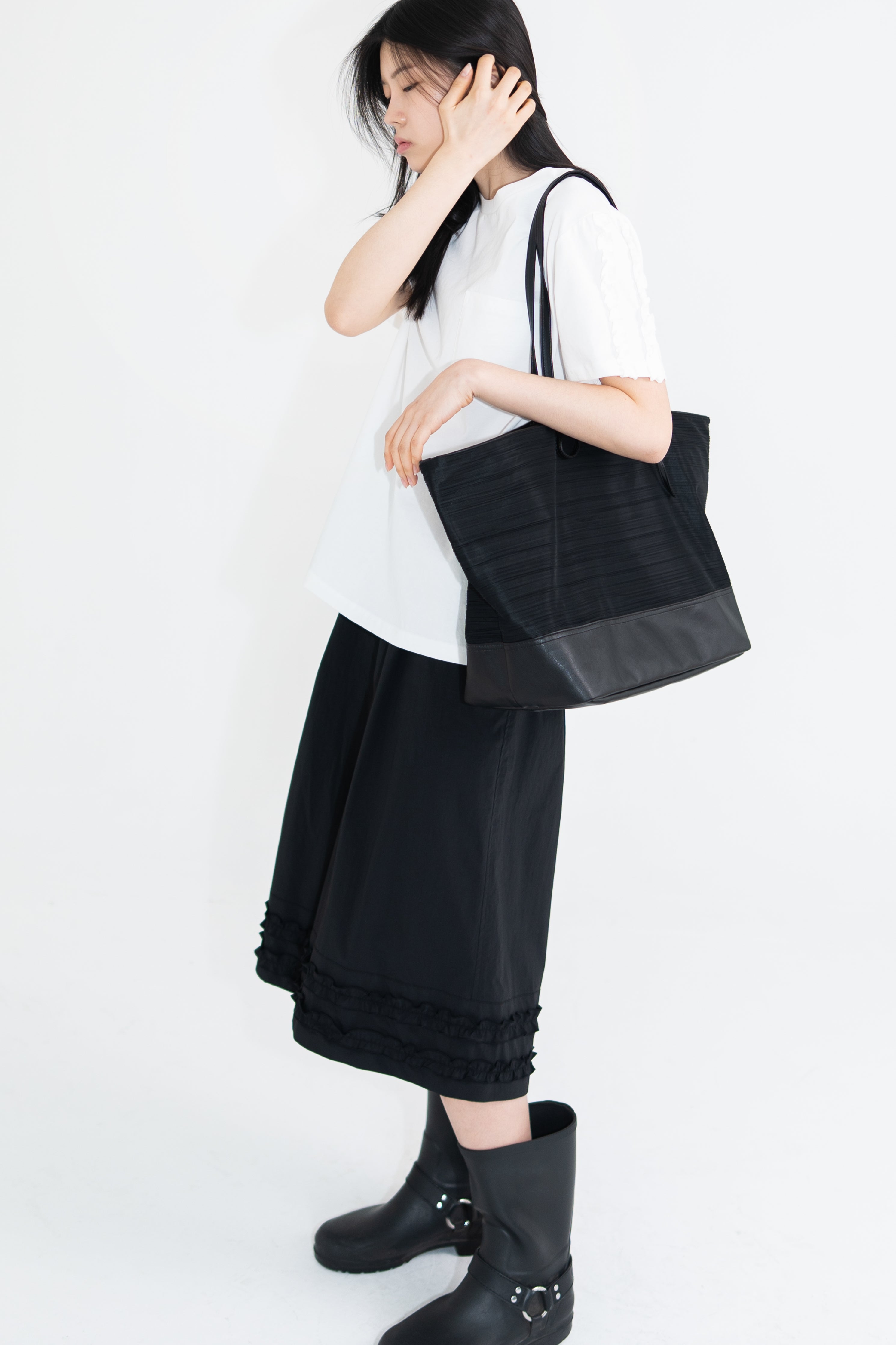 half sleeve frill t shirt