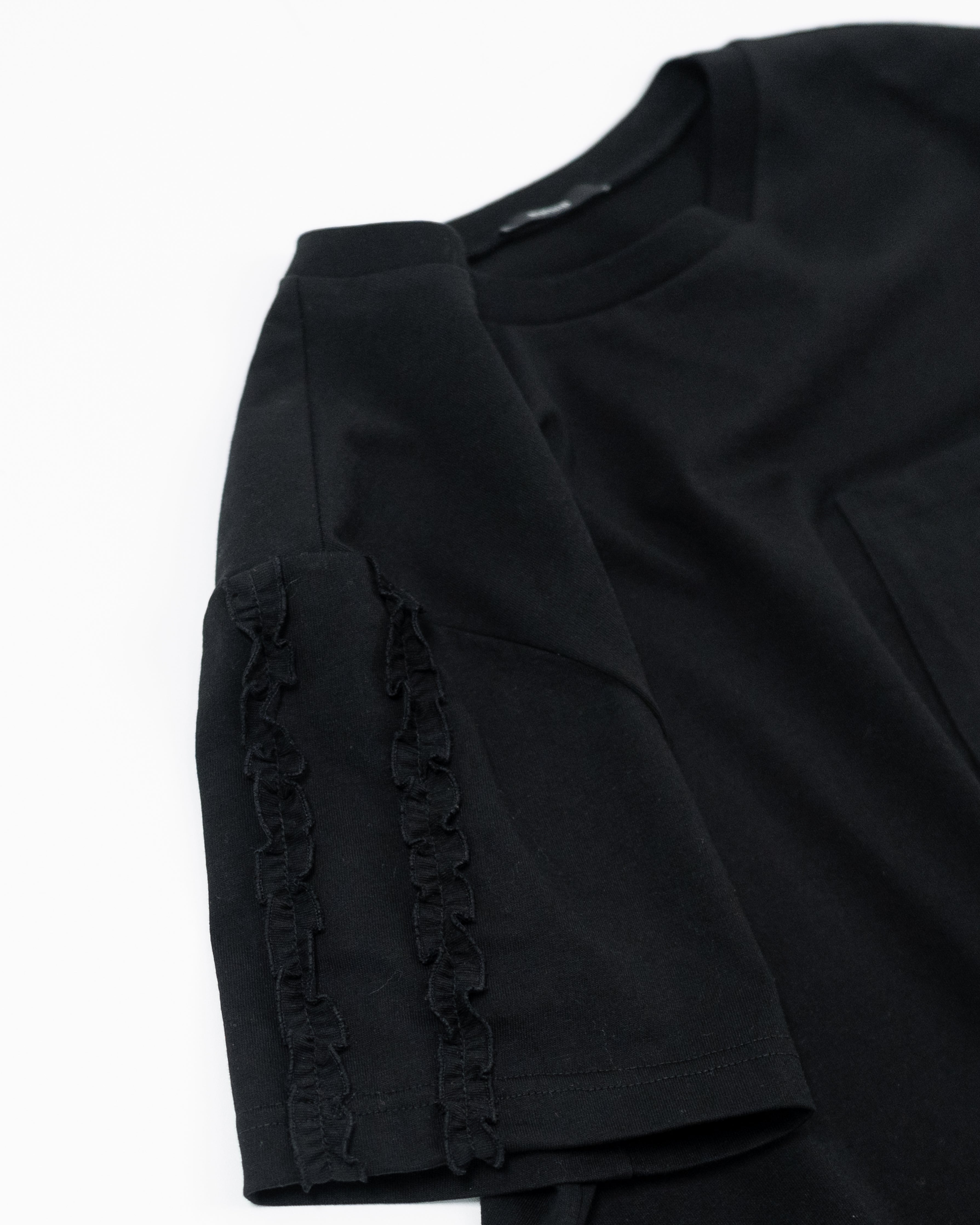half sleeve frill t shirt