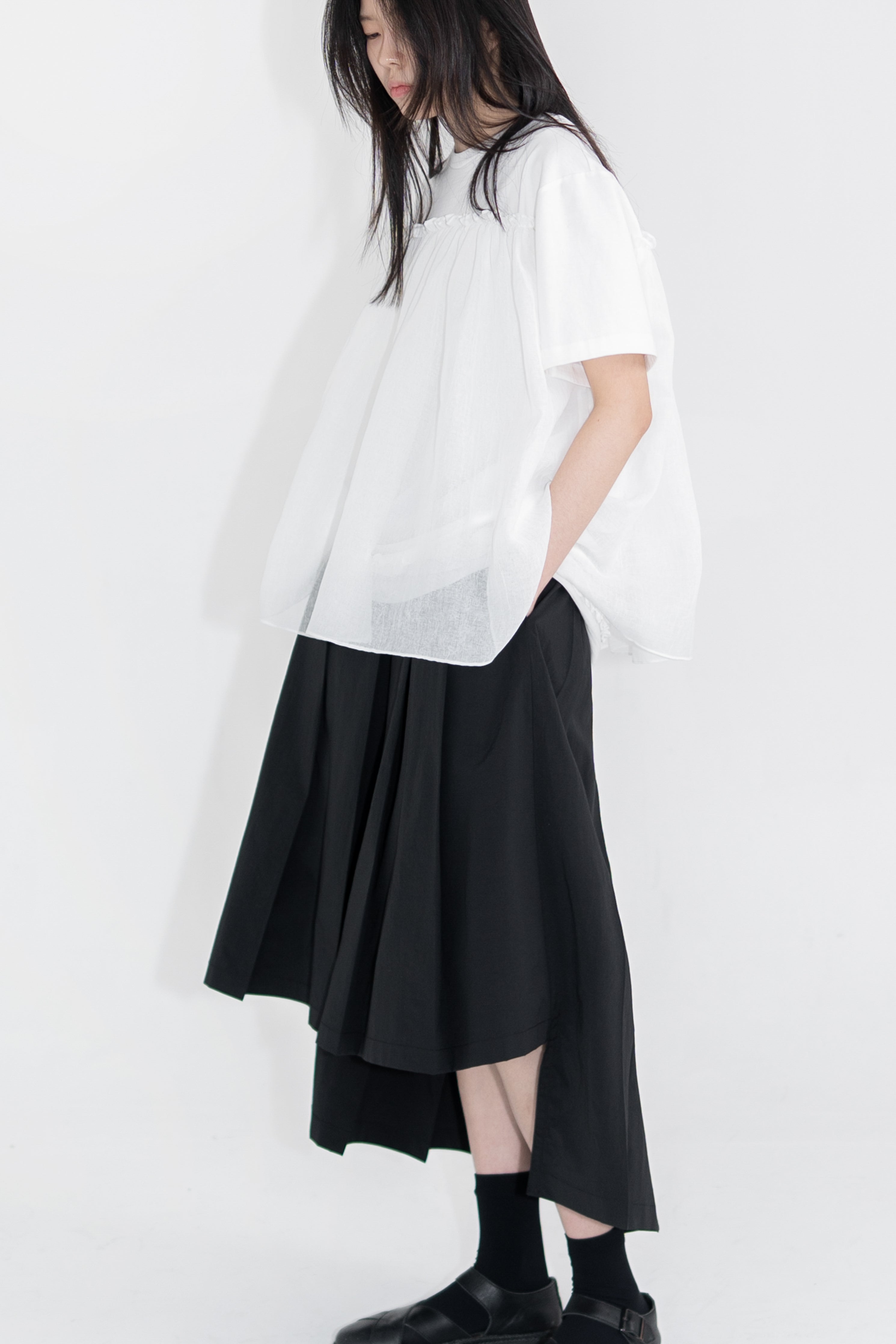 high-low pleats skirt