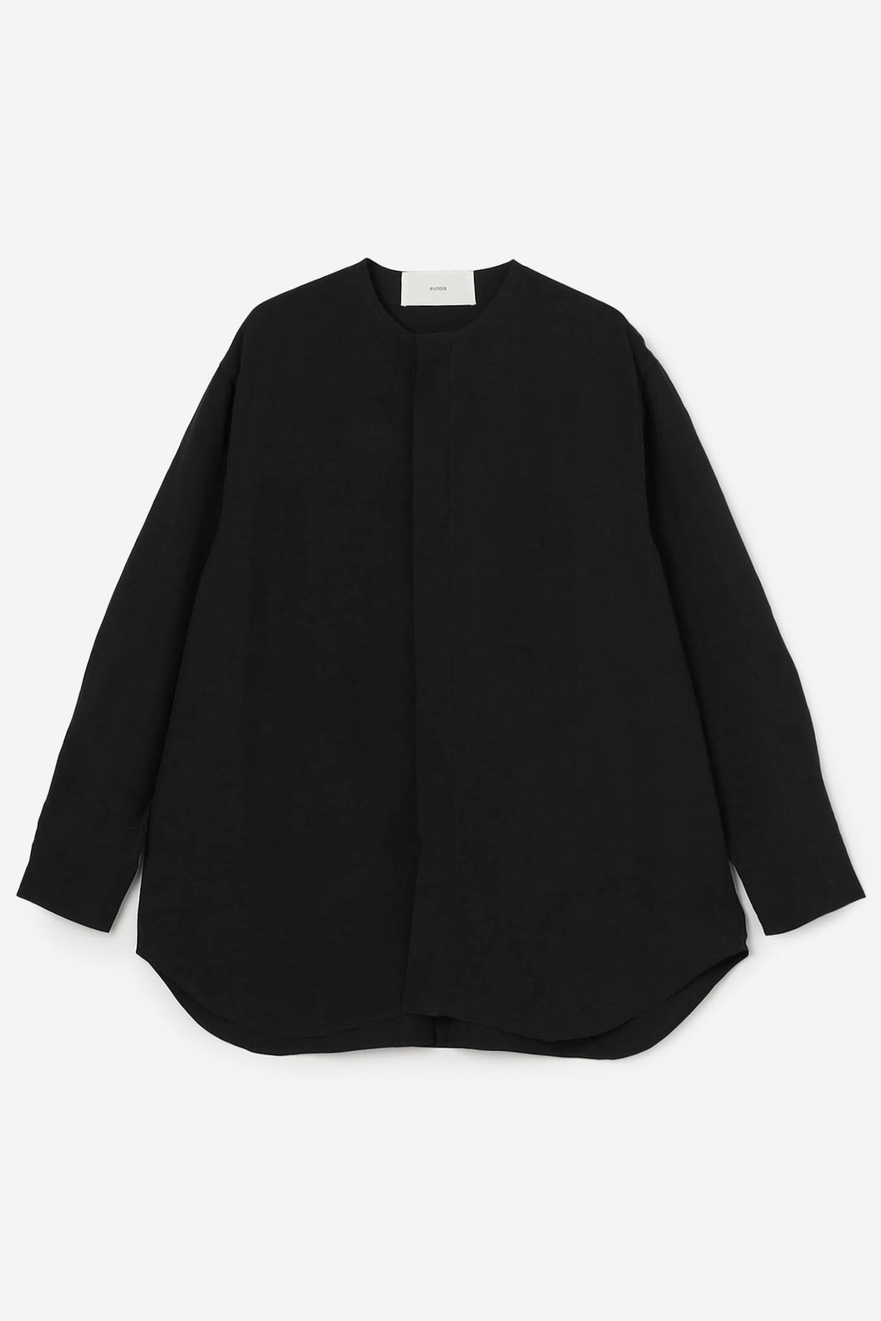 round neck shirt