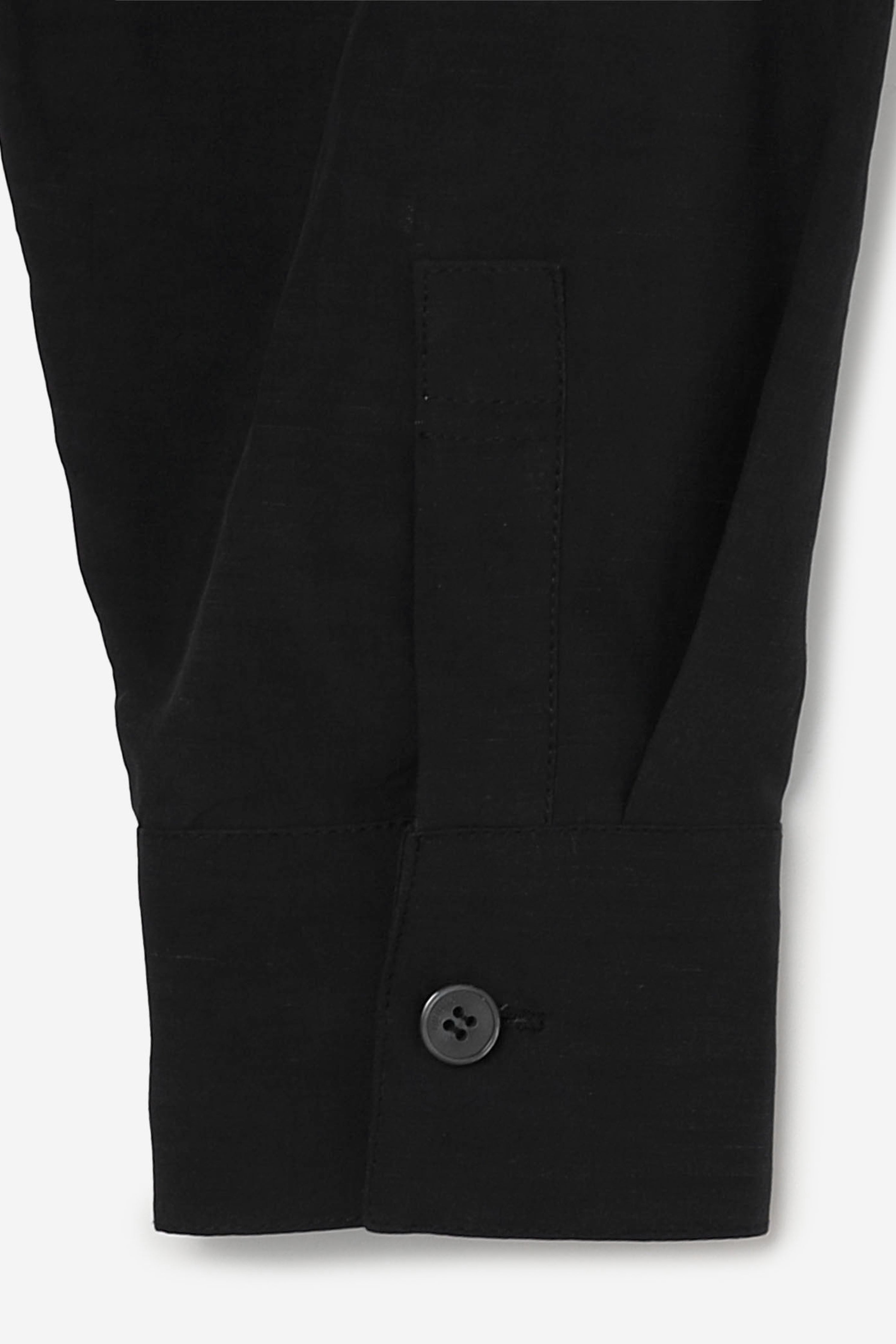 round neck shirt
