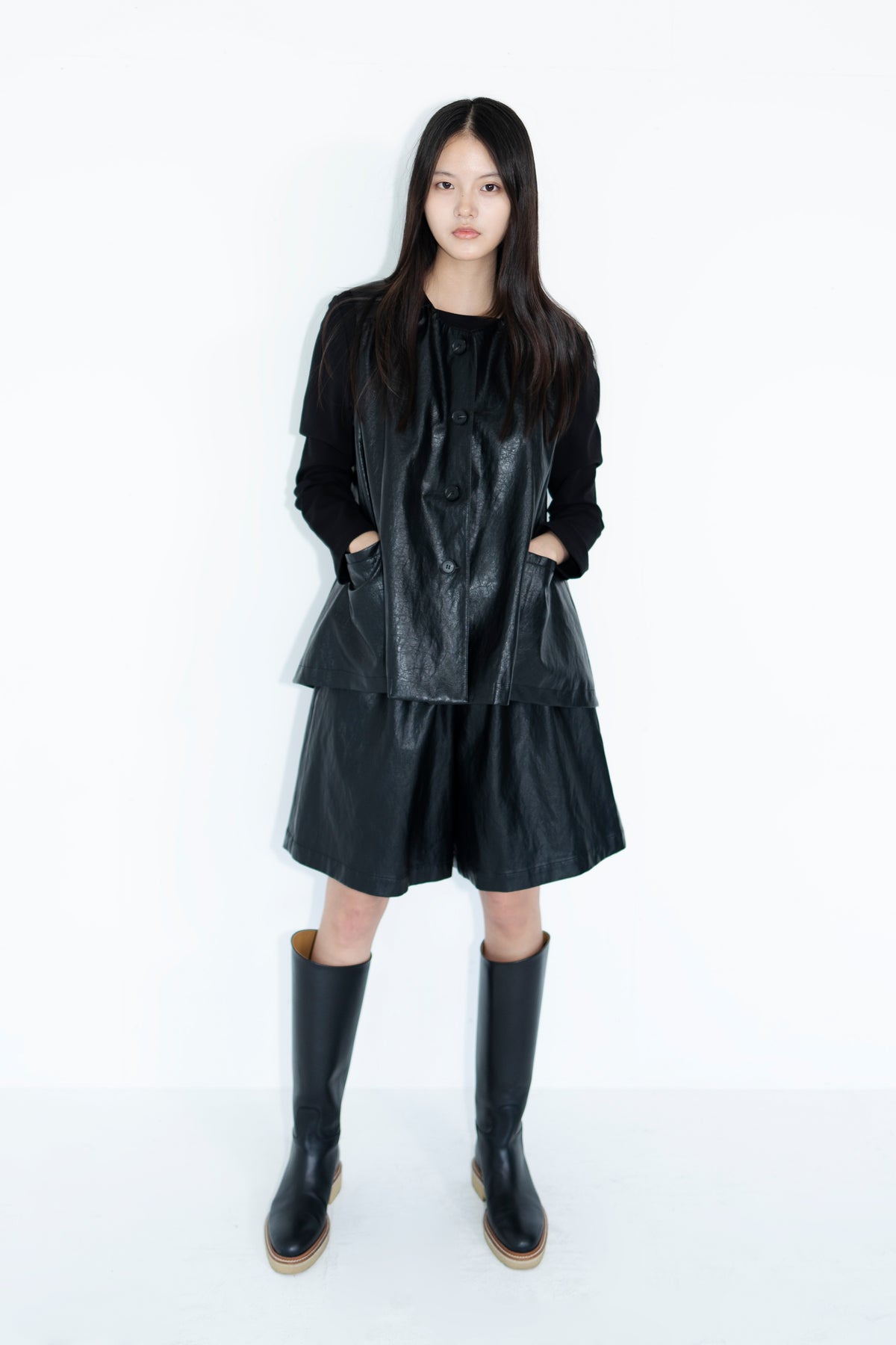 leather shirring vest