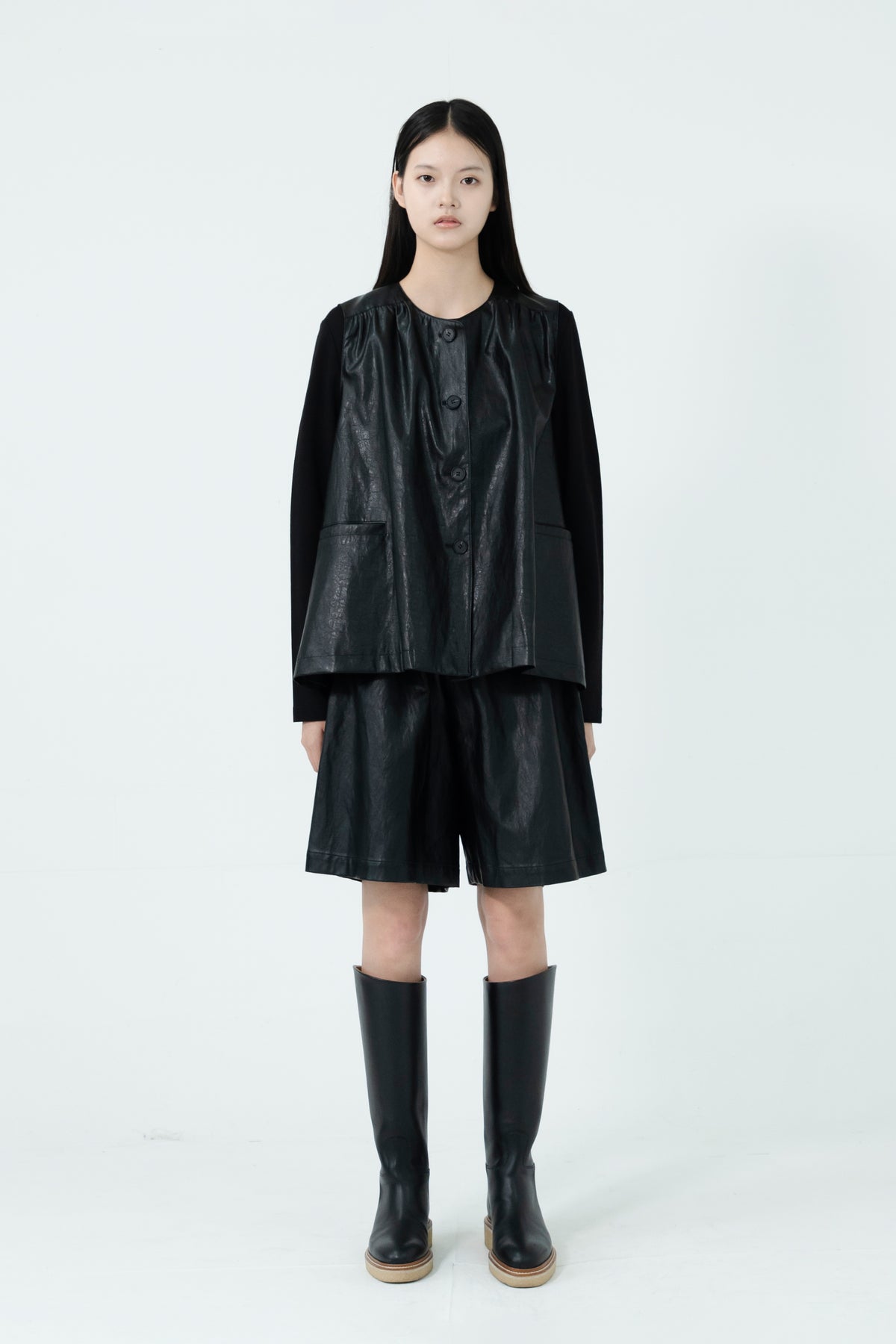 leather short pants
