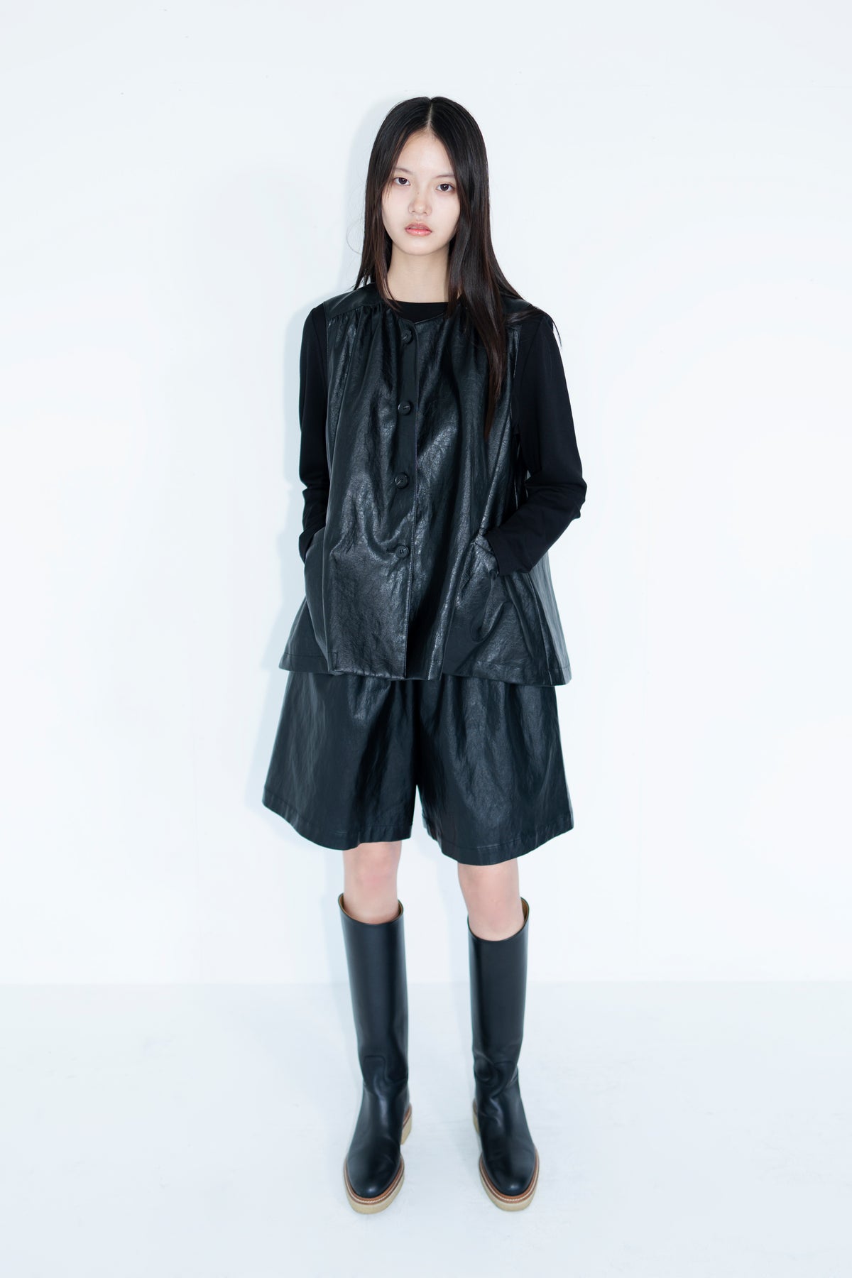 leather short pants
