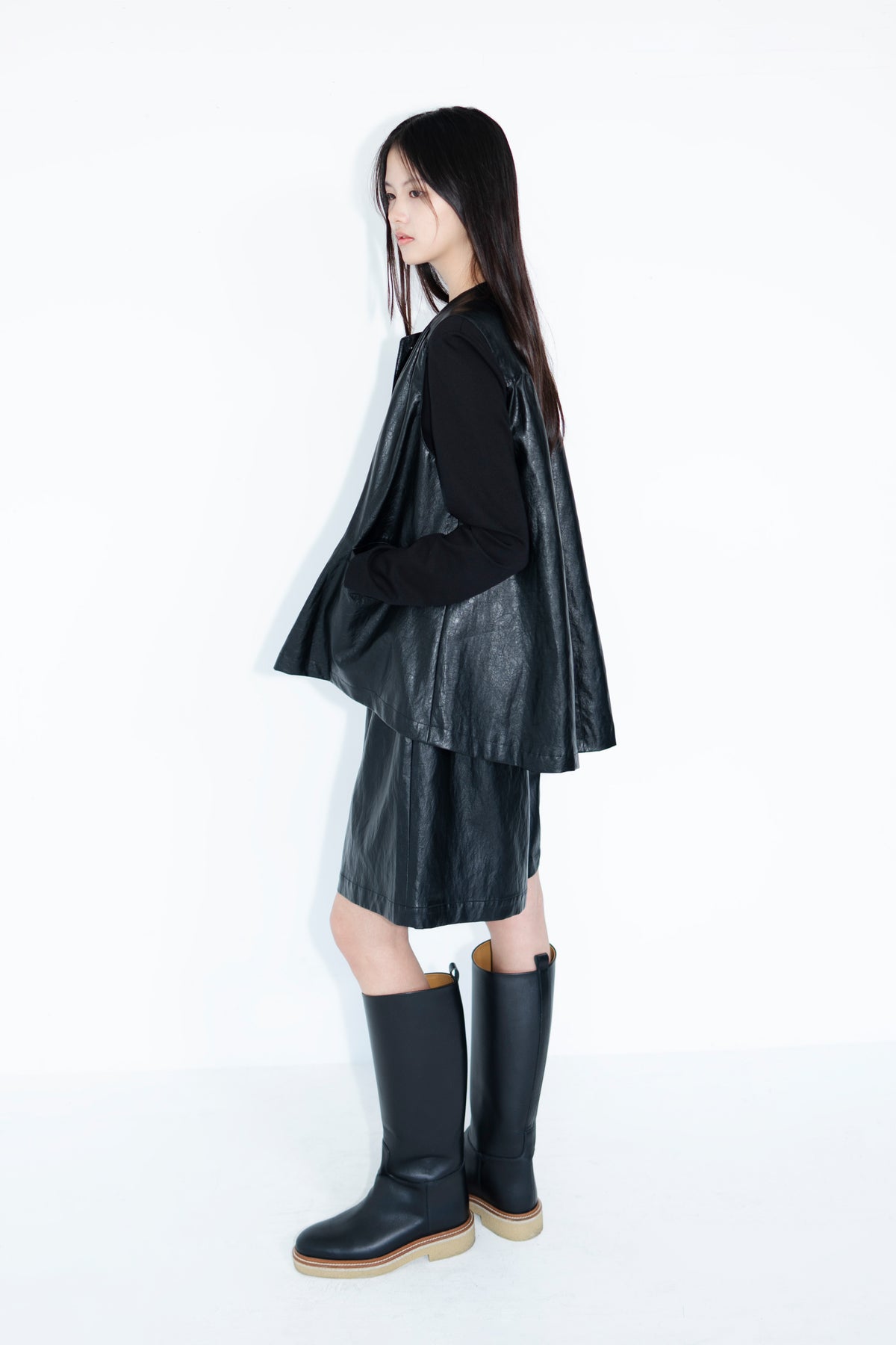 leather short pants
