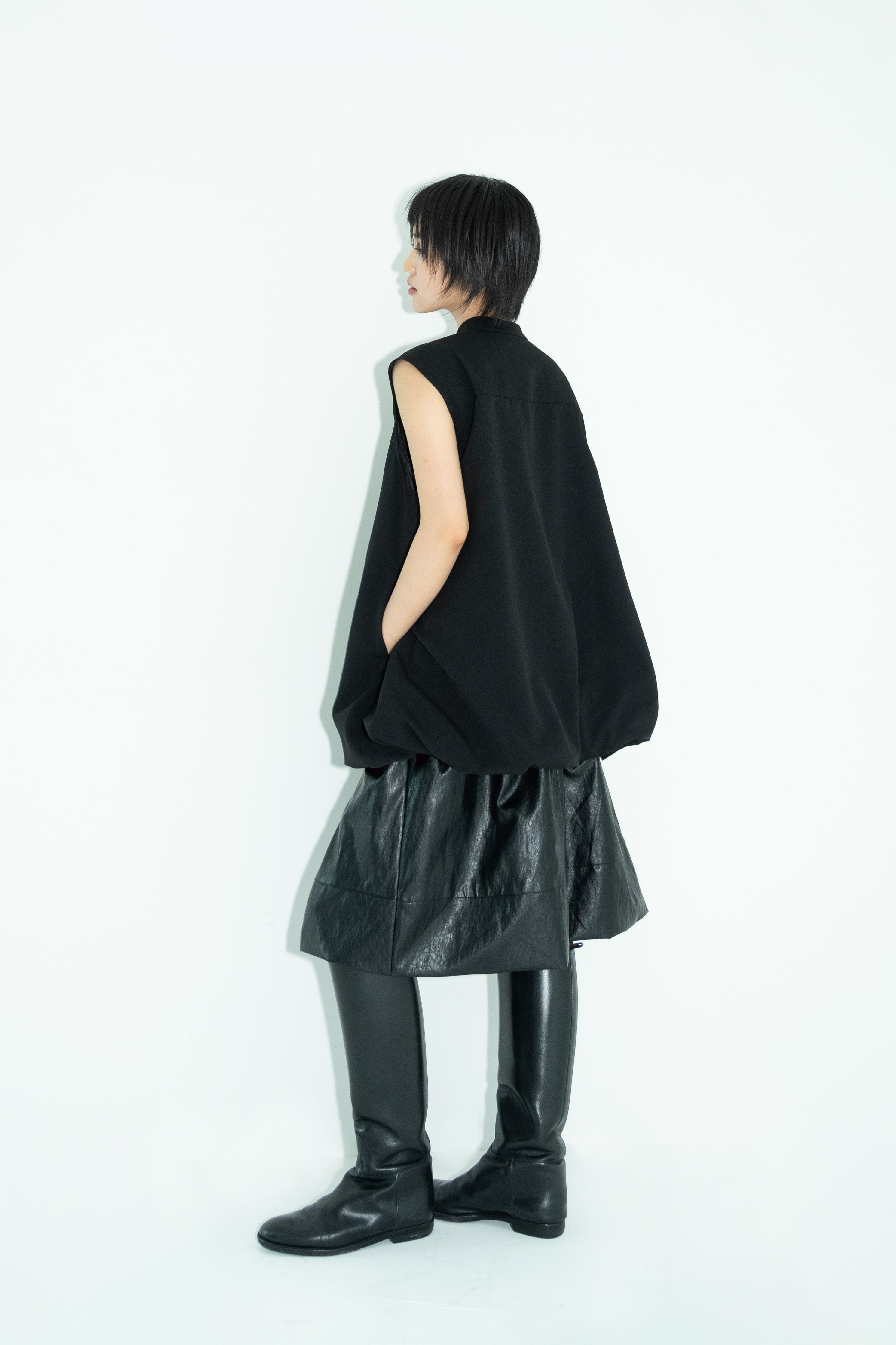 leather short skirt