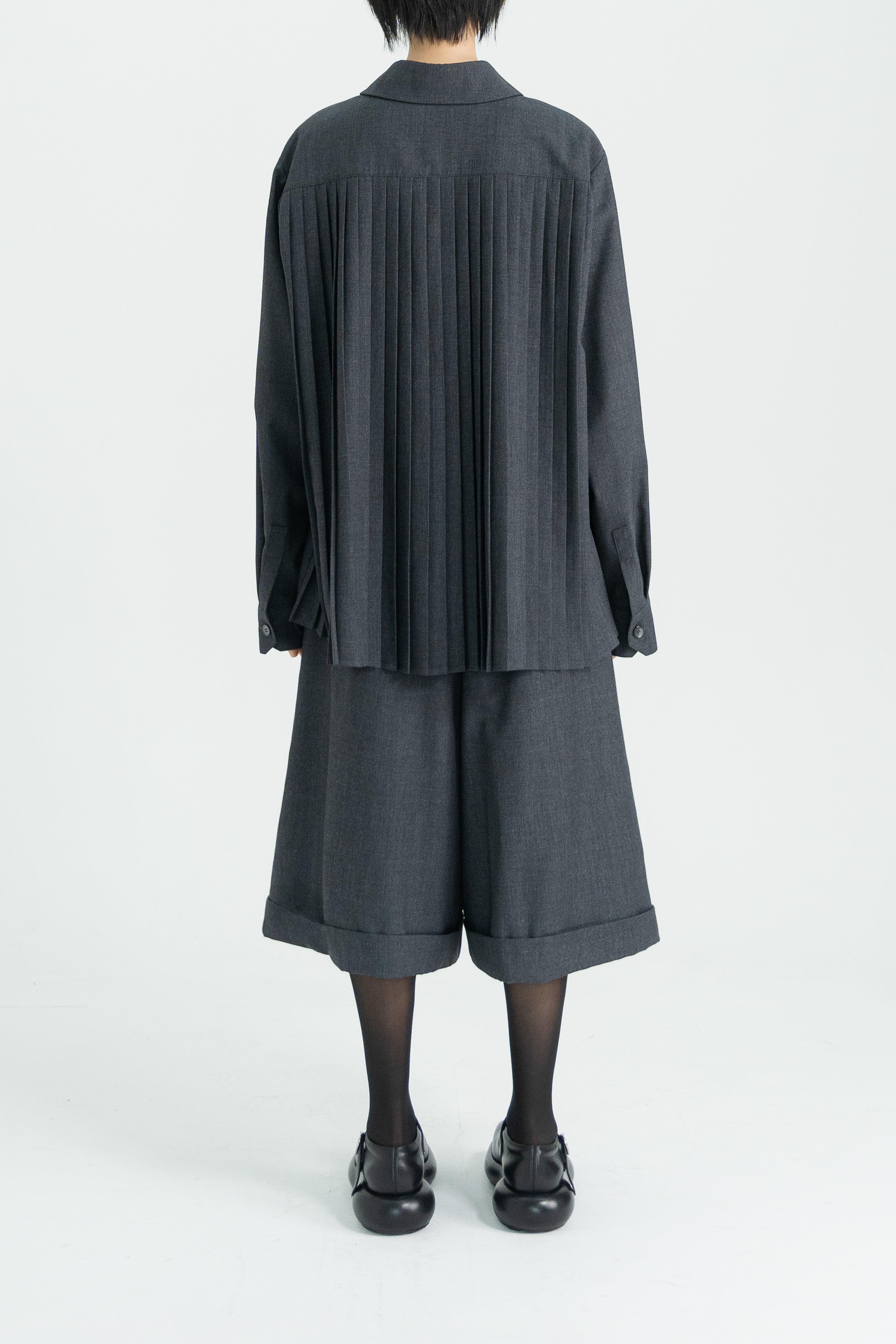 mild wool pleats shirt