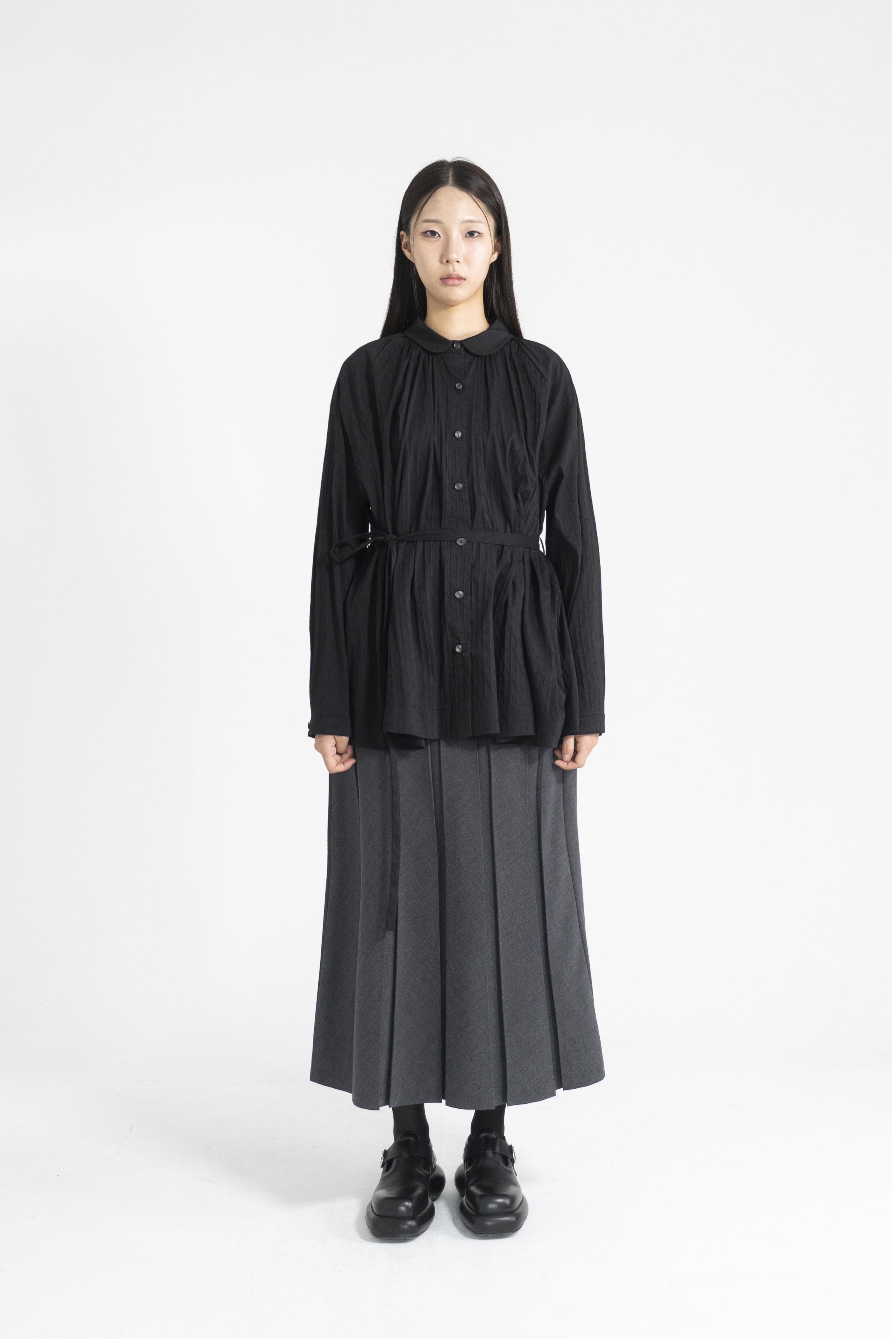 mone bumpy blouse