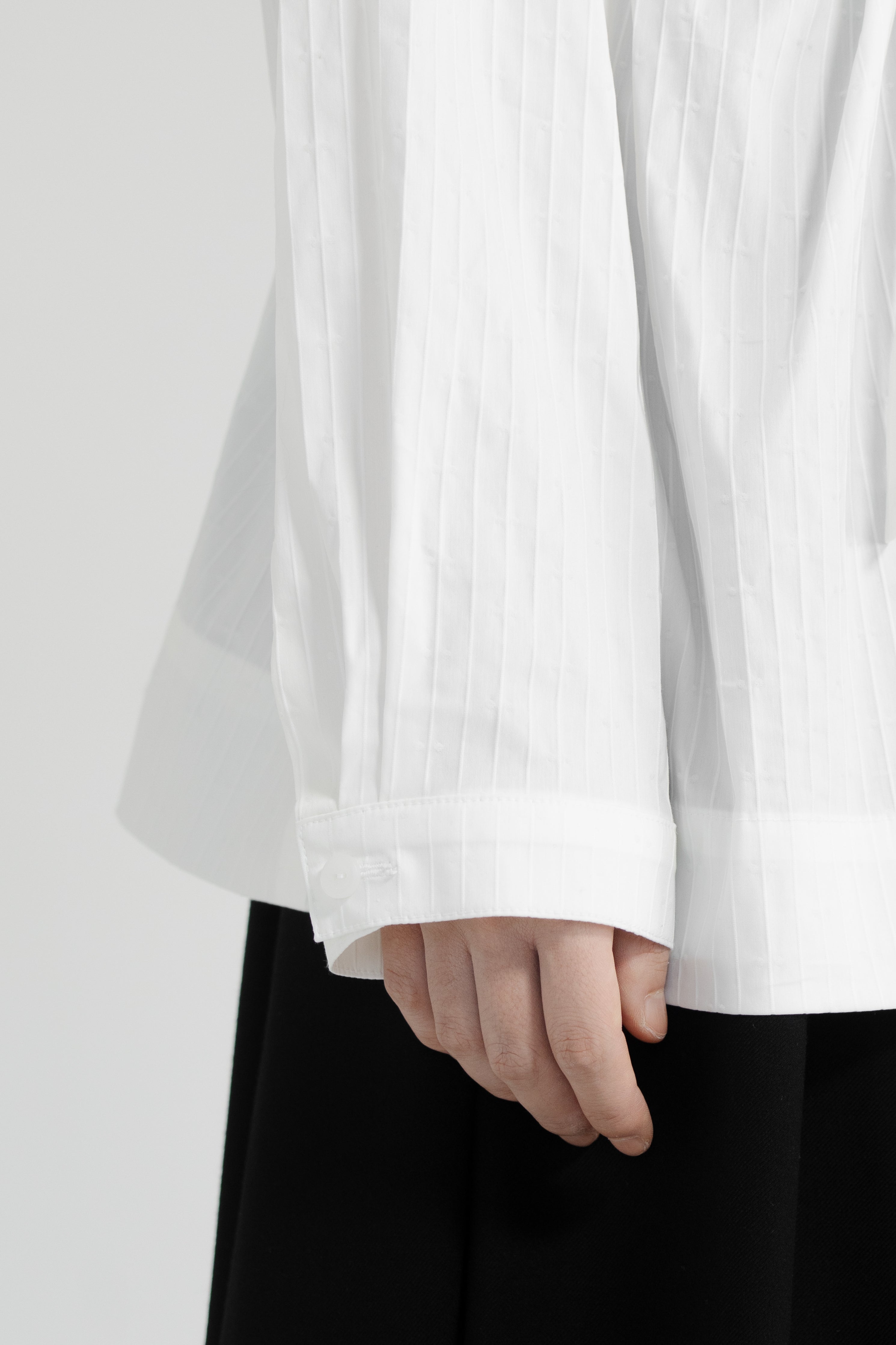 mone bumpy blouse