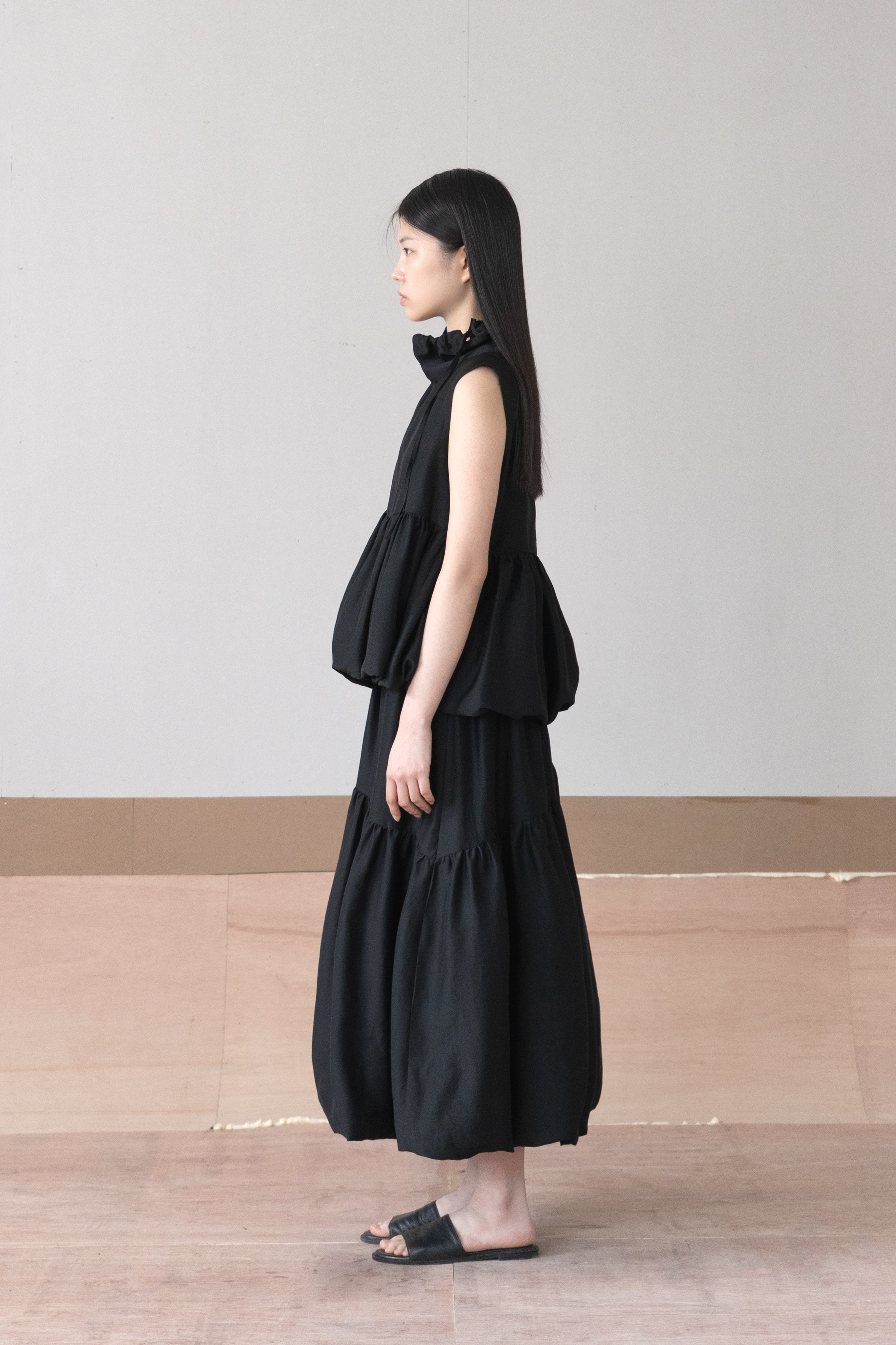oblique line moss skirt