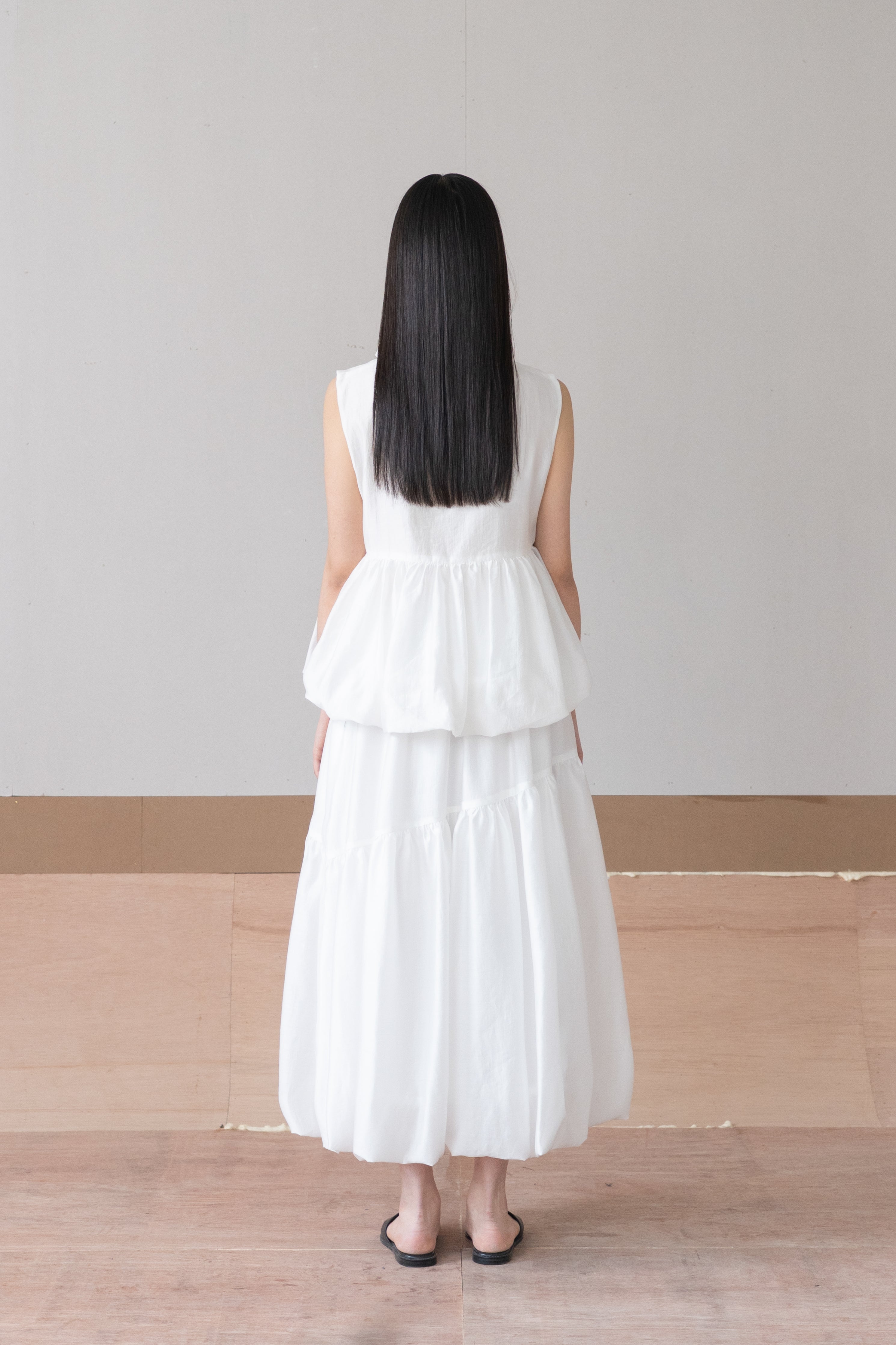 oblique line moss skirt