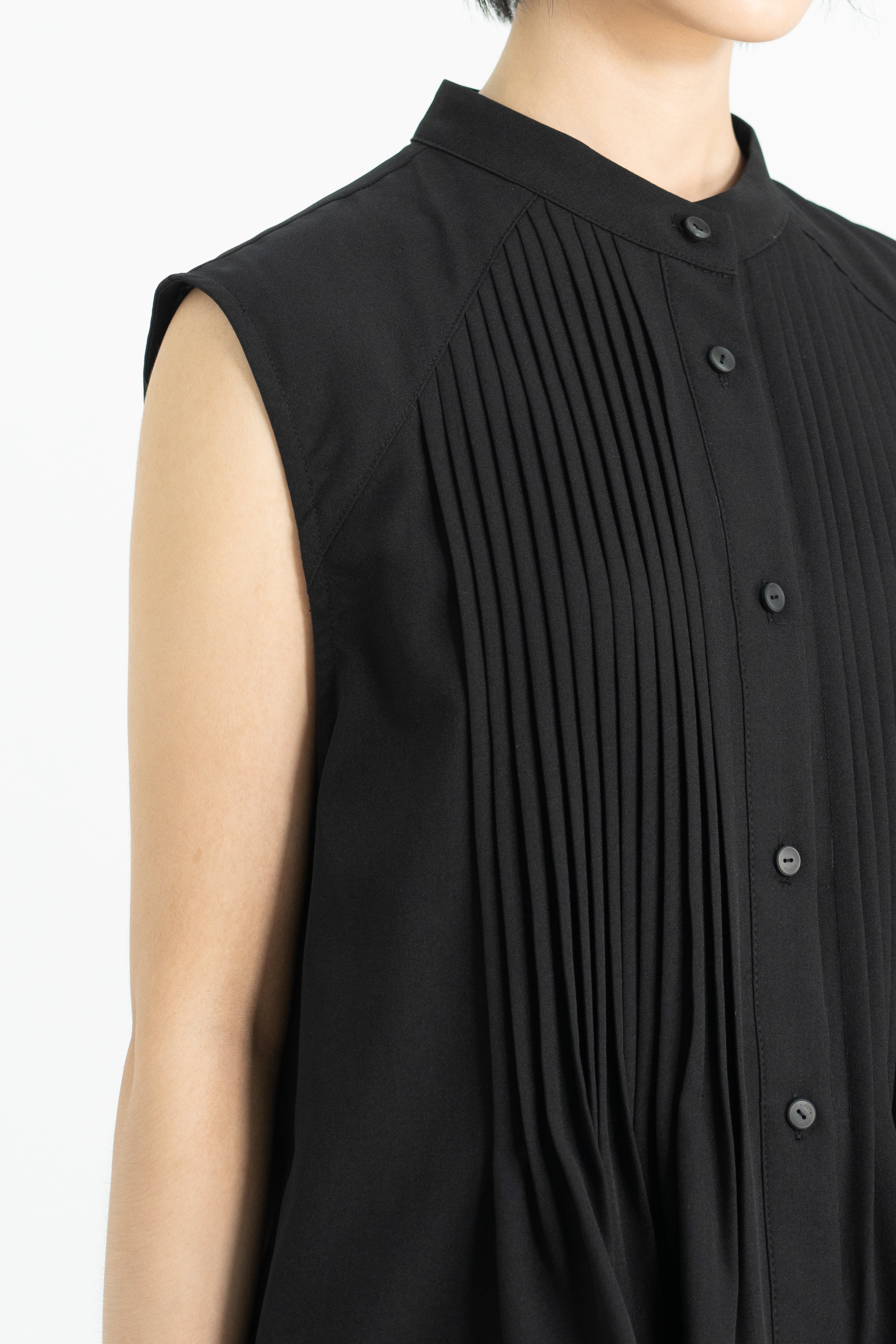pintuck moss vest