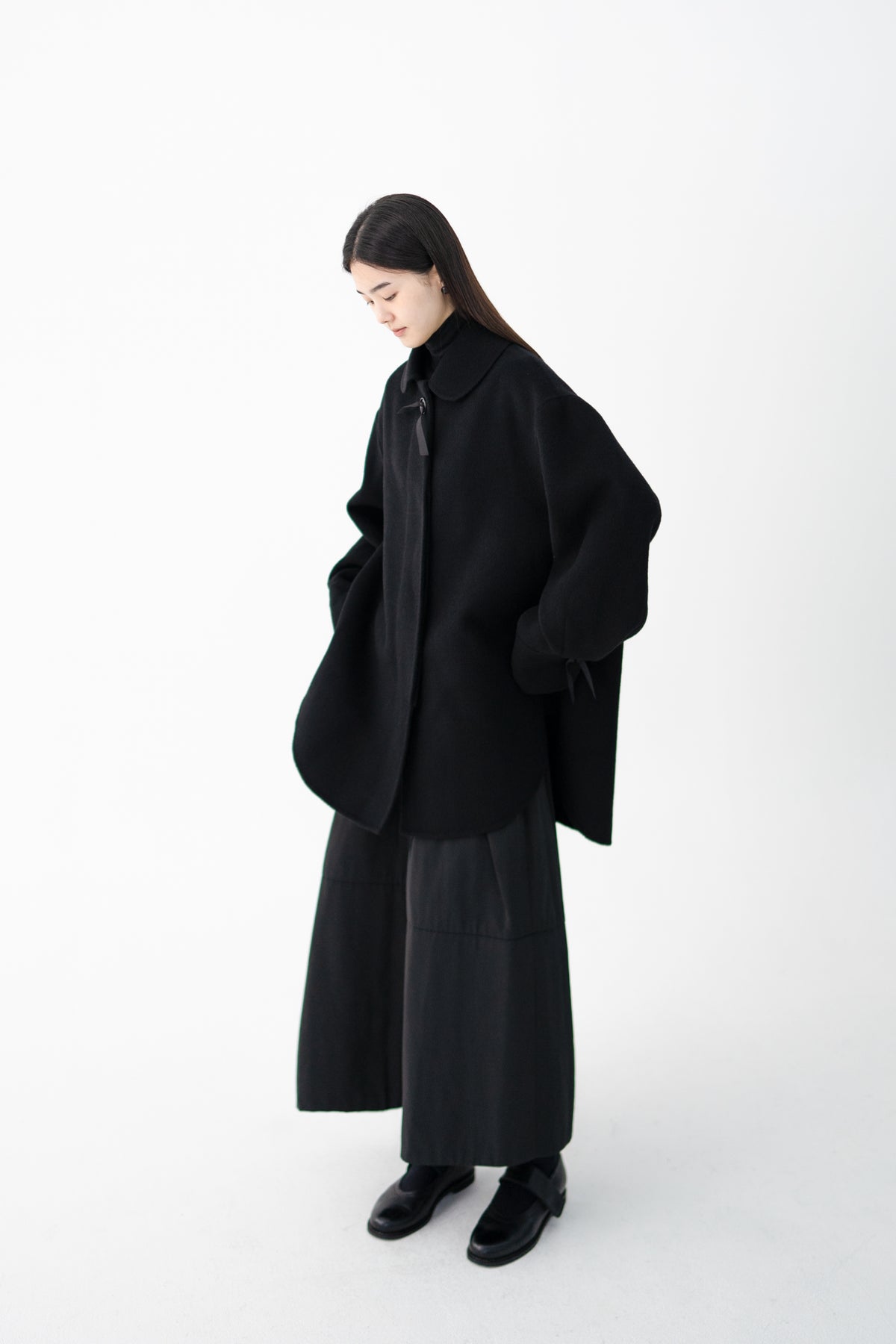 ribboni hand coat