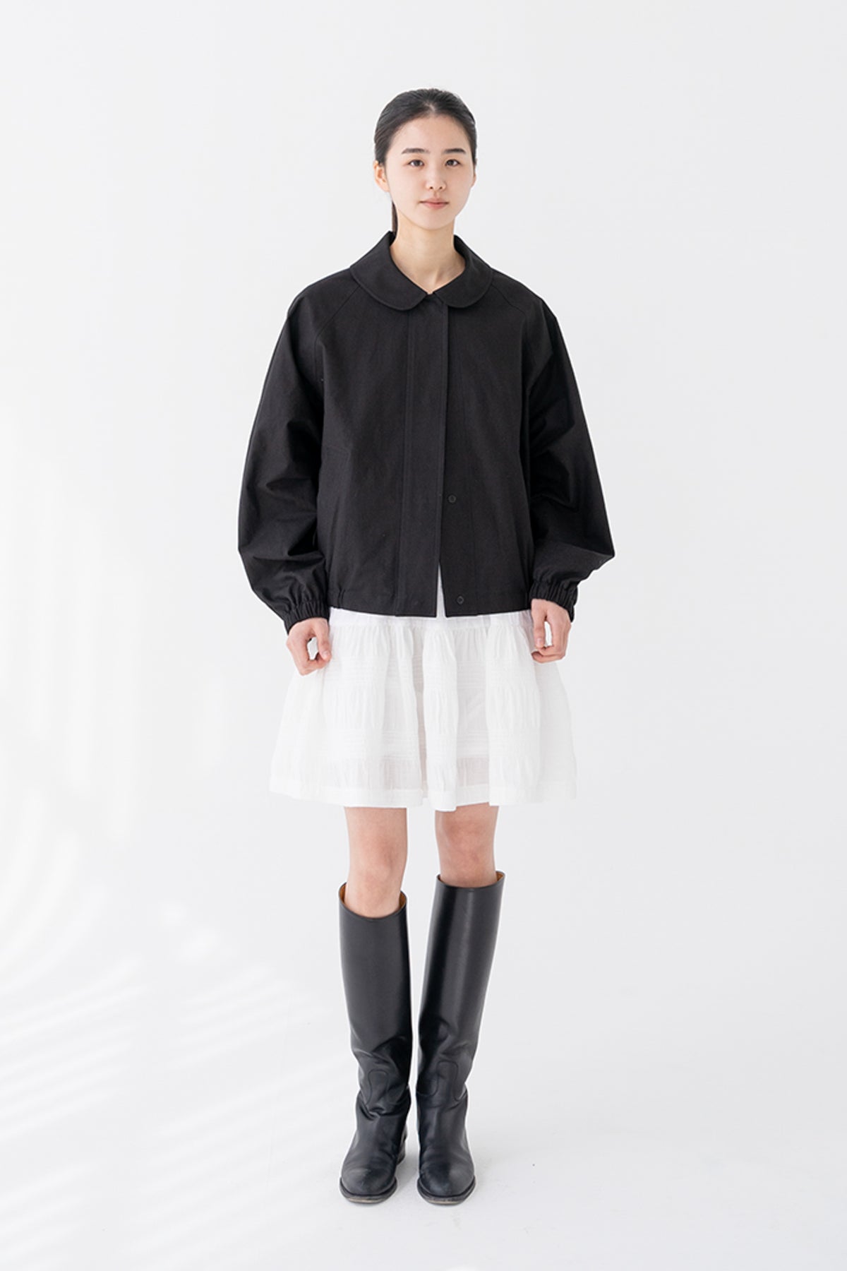 round collar blouson