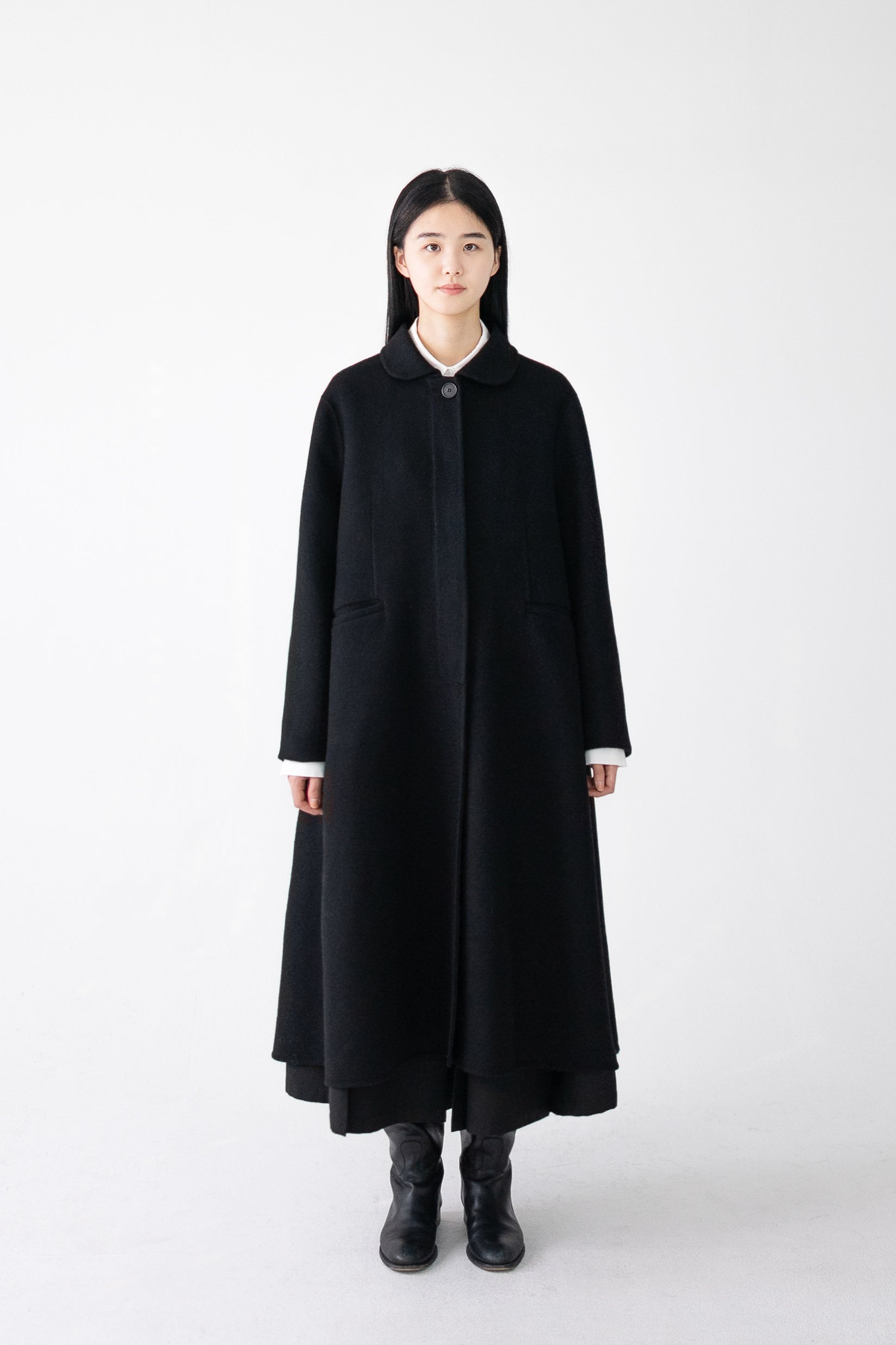 round collar long coat