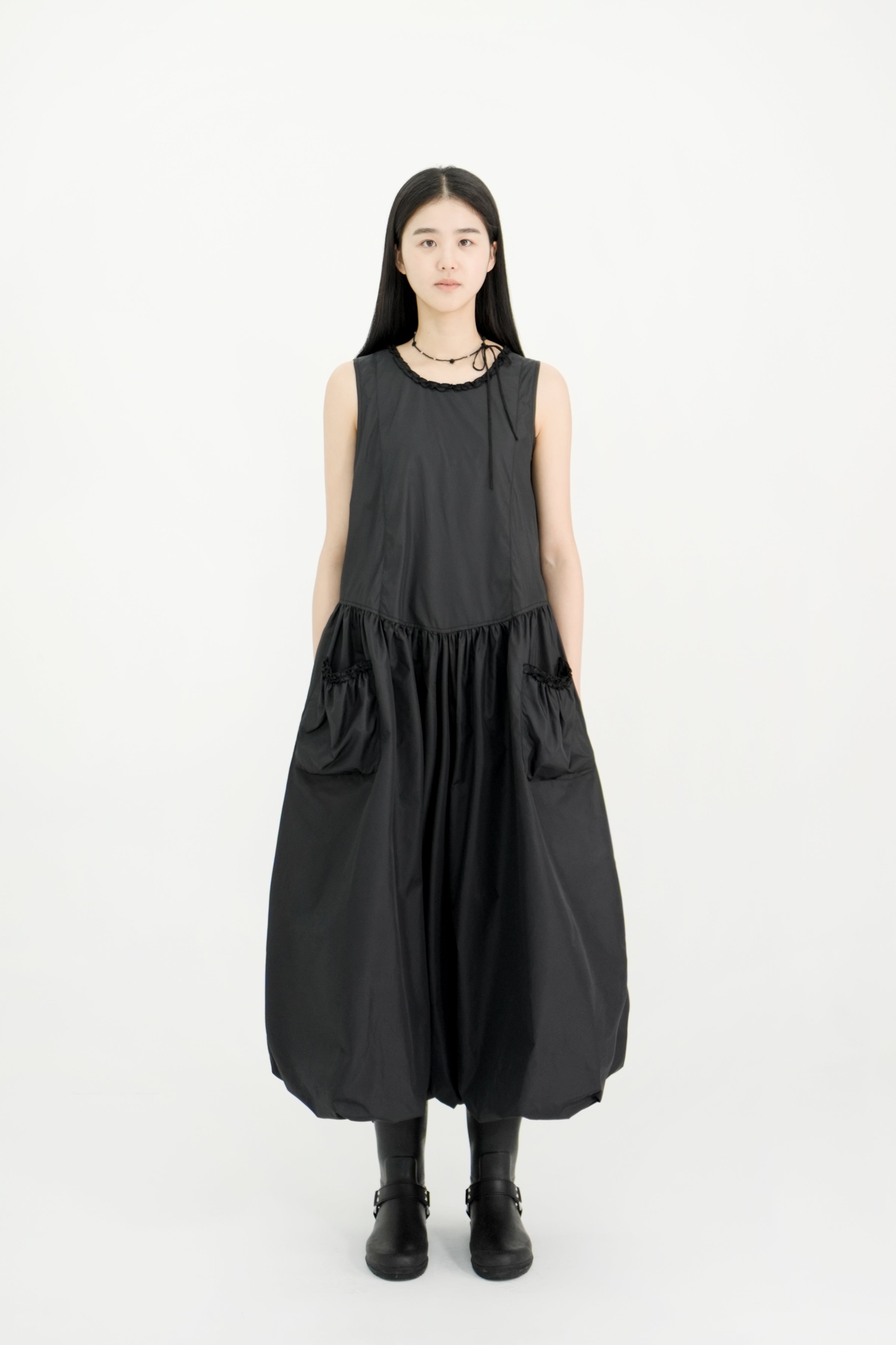 sleeveless moss dress