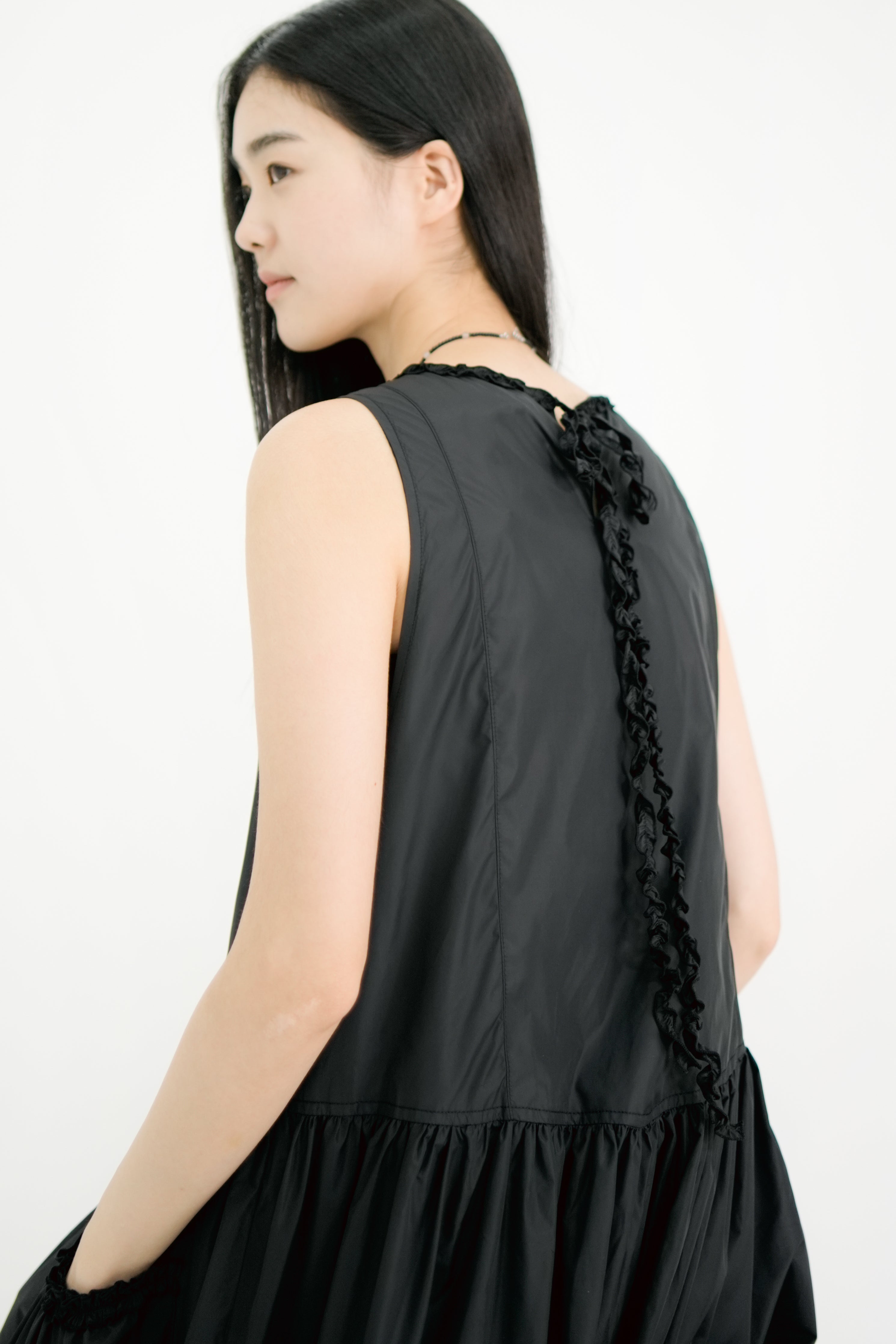 sleeveless moss dress