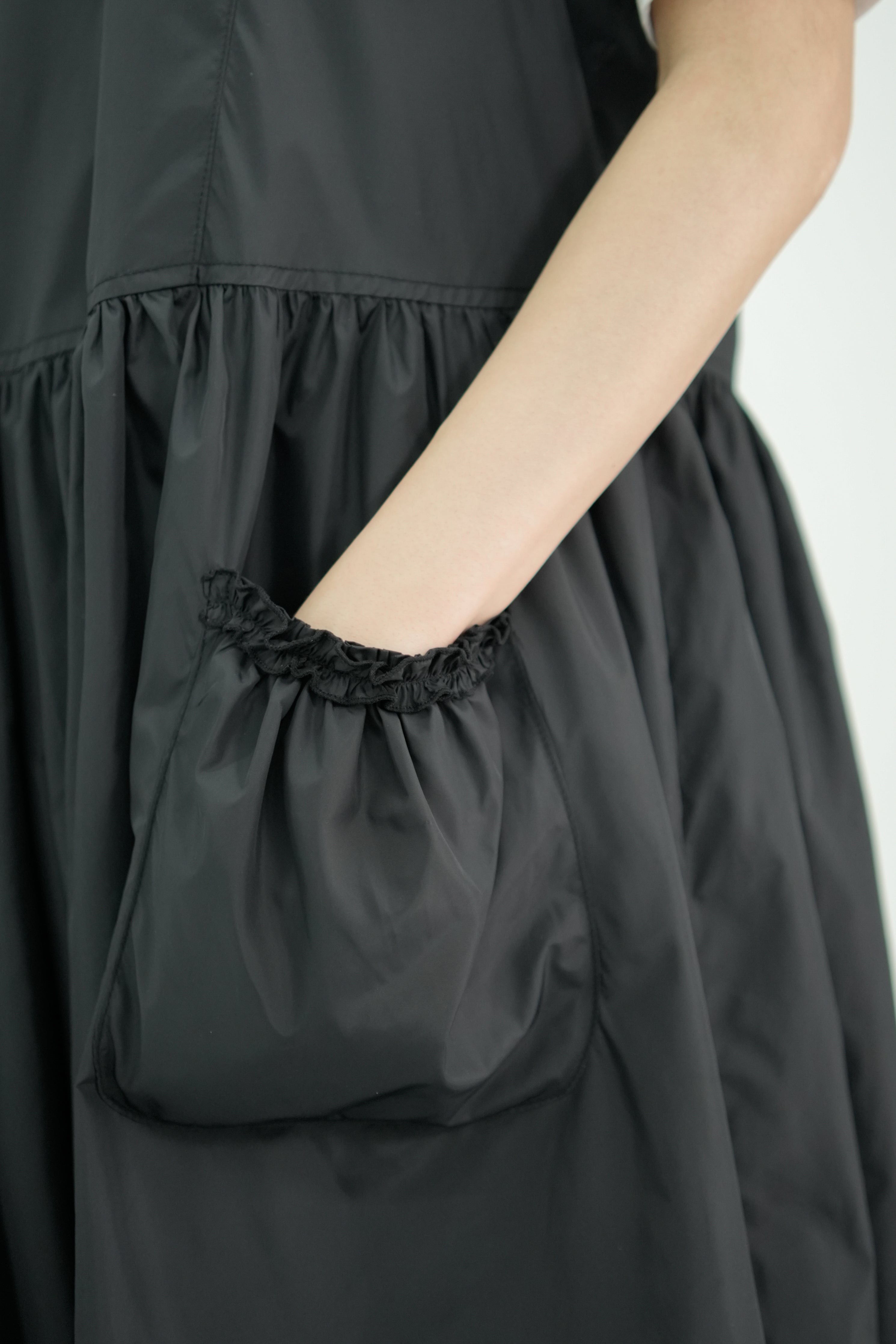 sleeveless moss dress