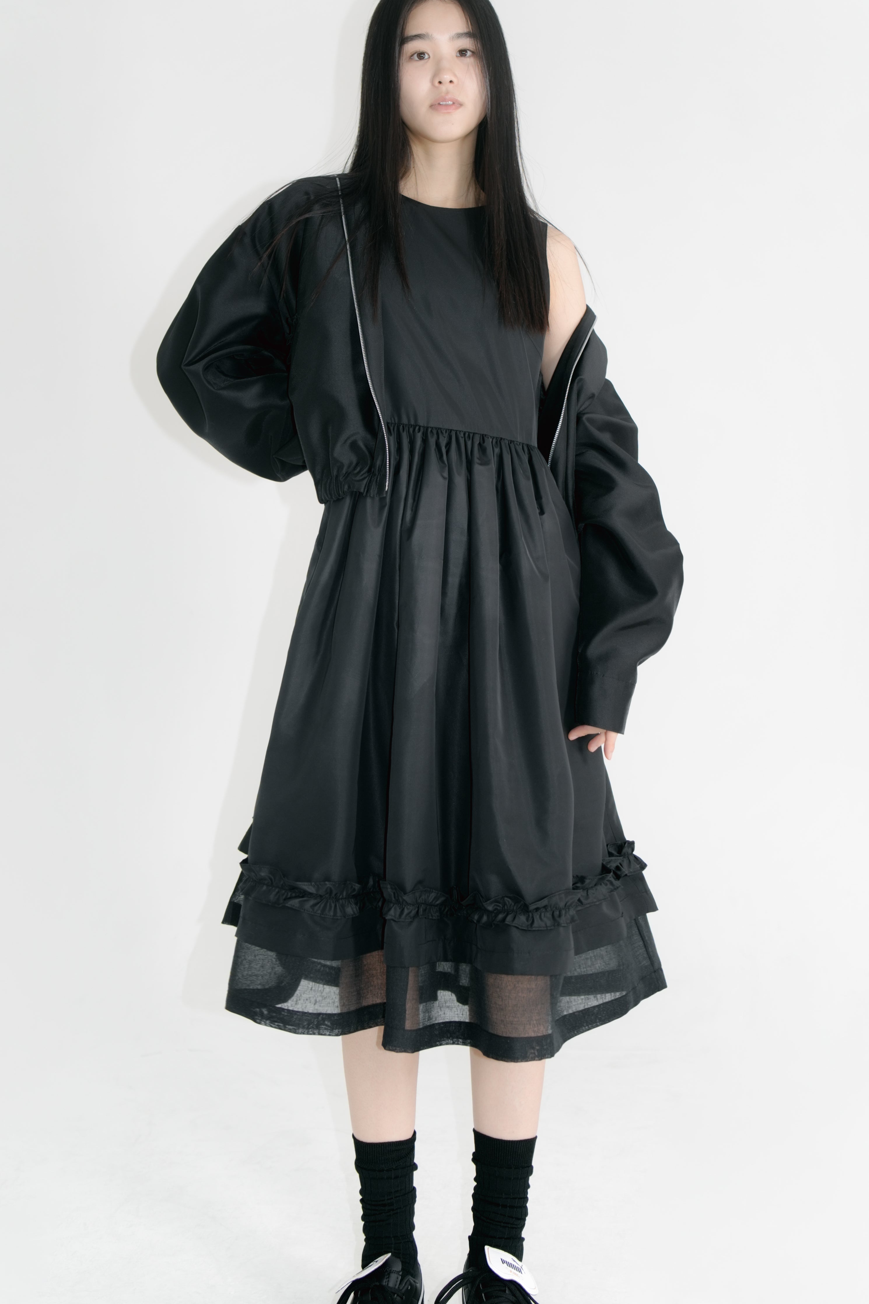 sleeveless shirring dress