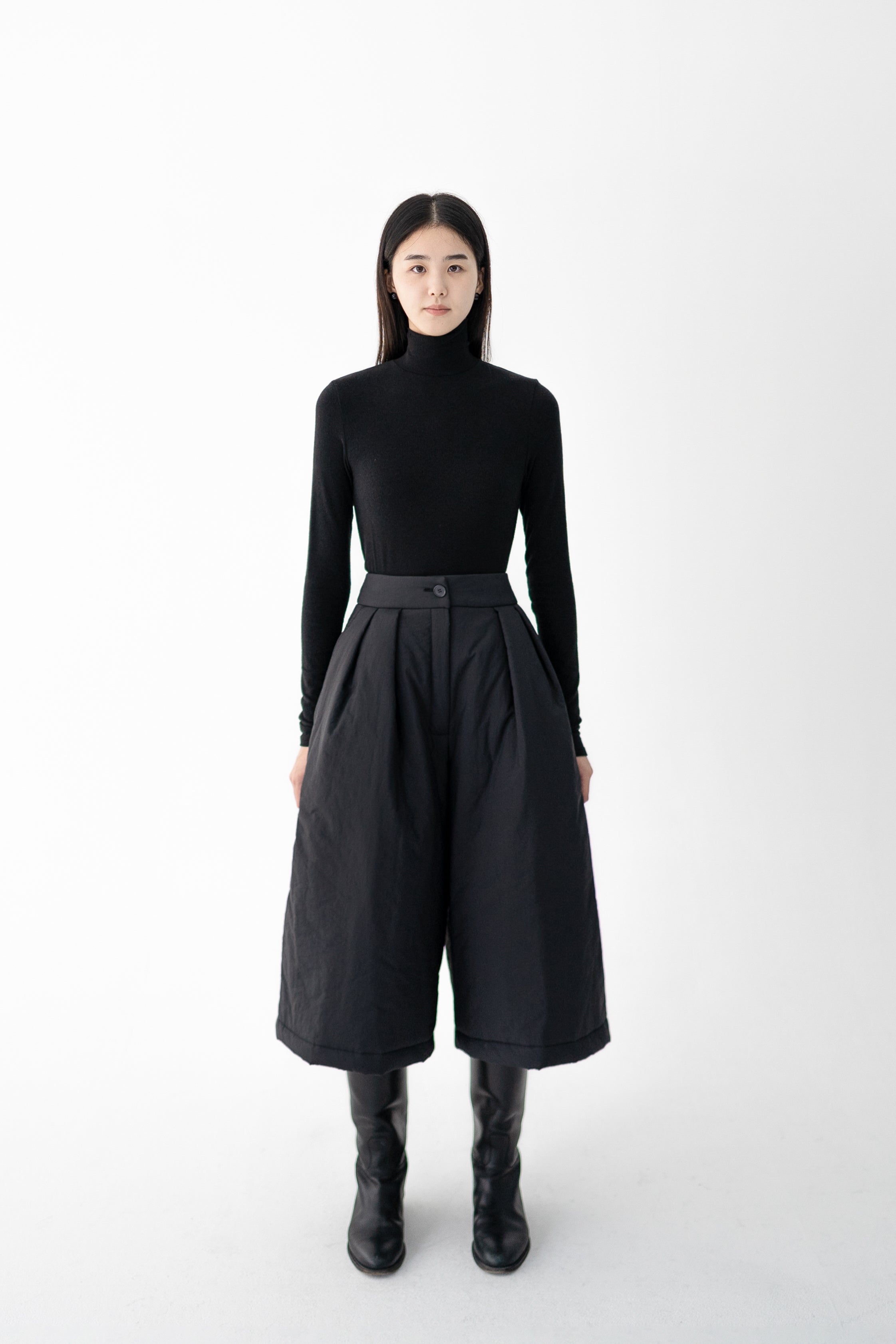 【STORE EXCLUSIVE】volume padding pants