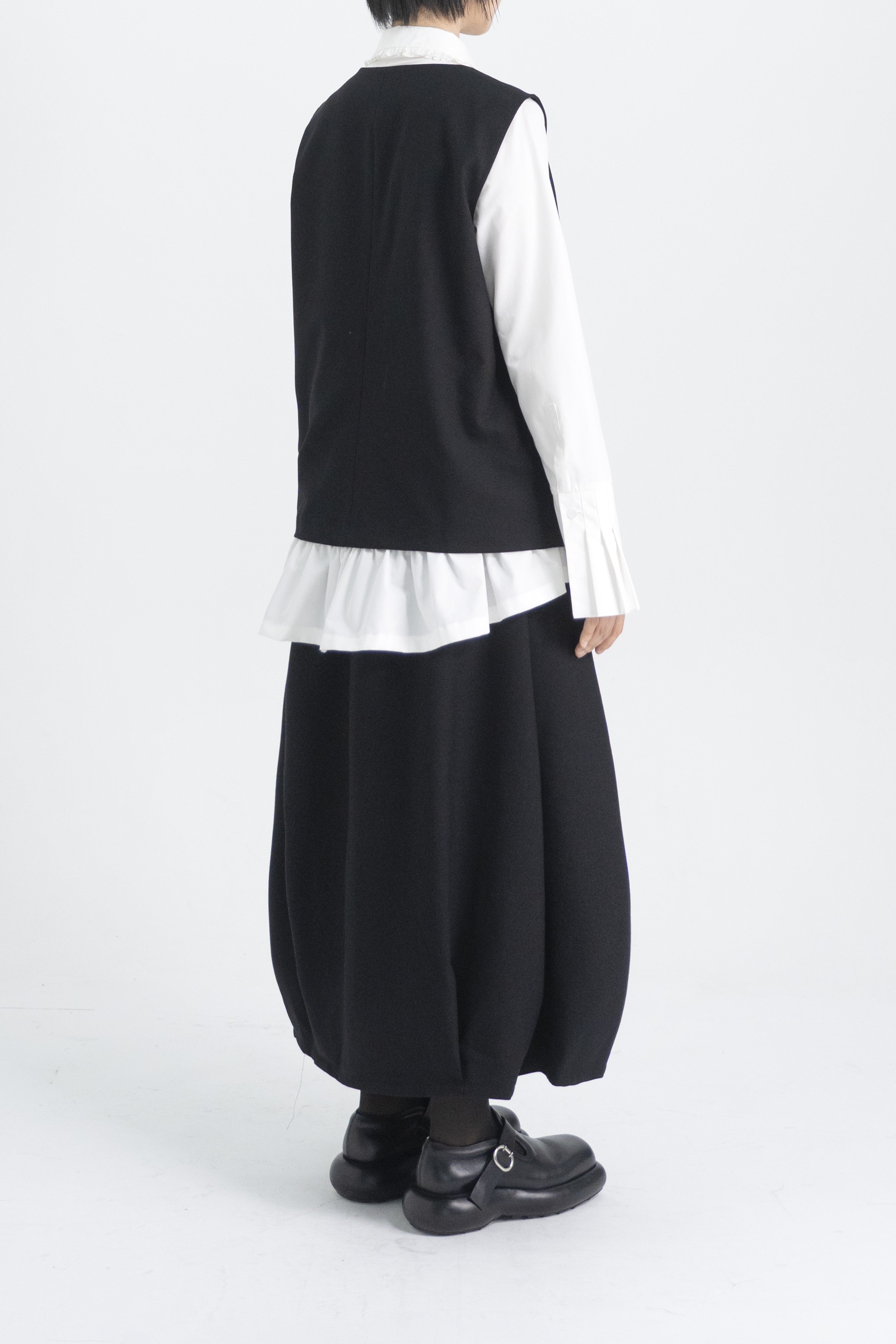 volume wool skirt