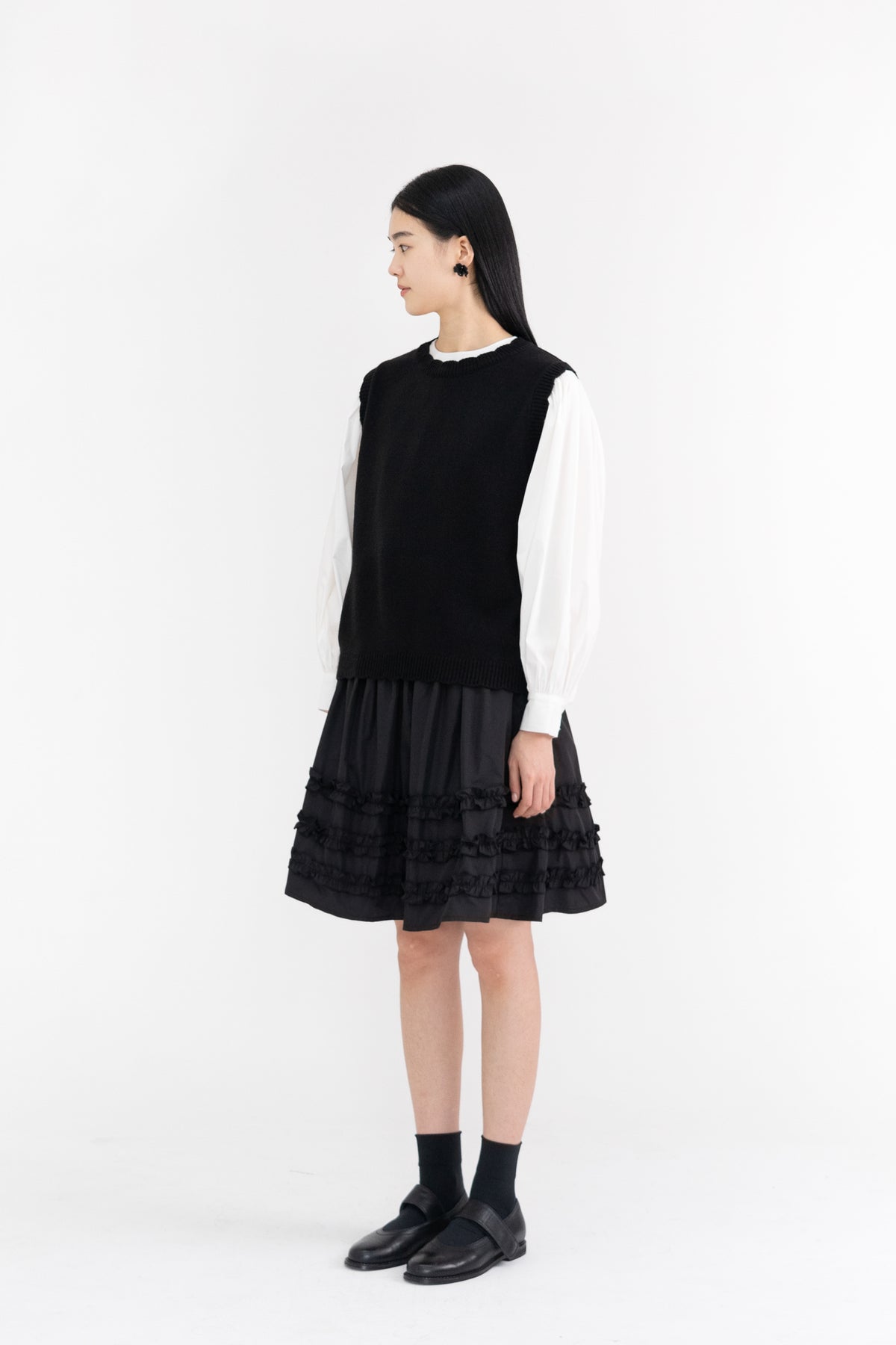 wave knit vest