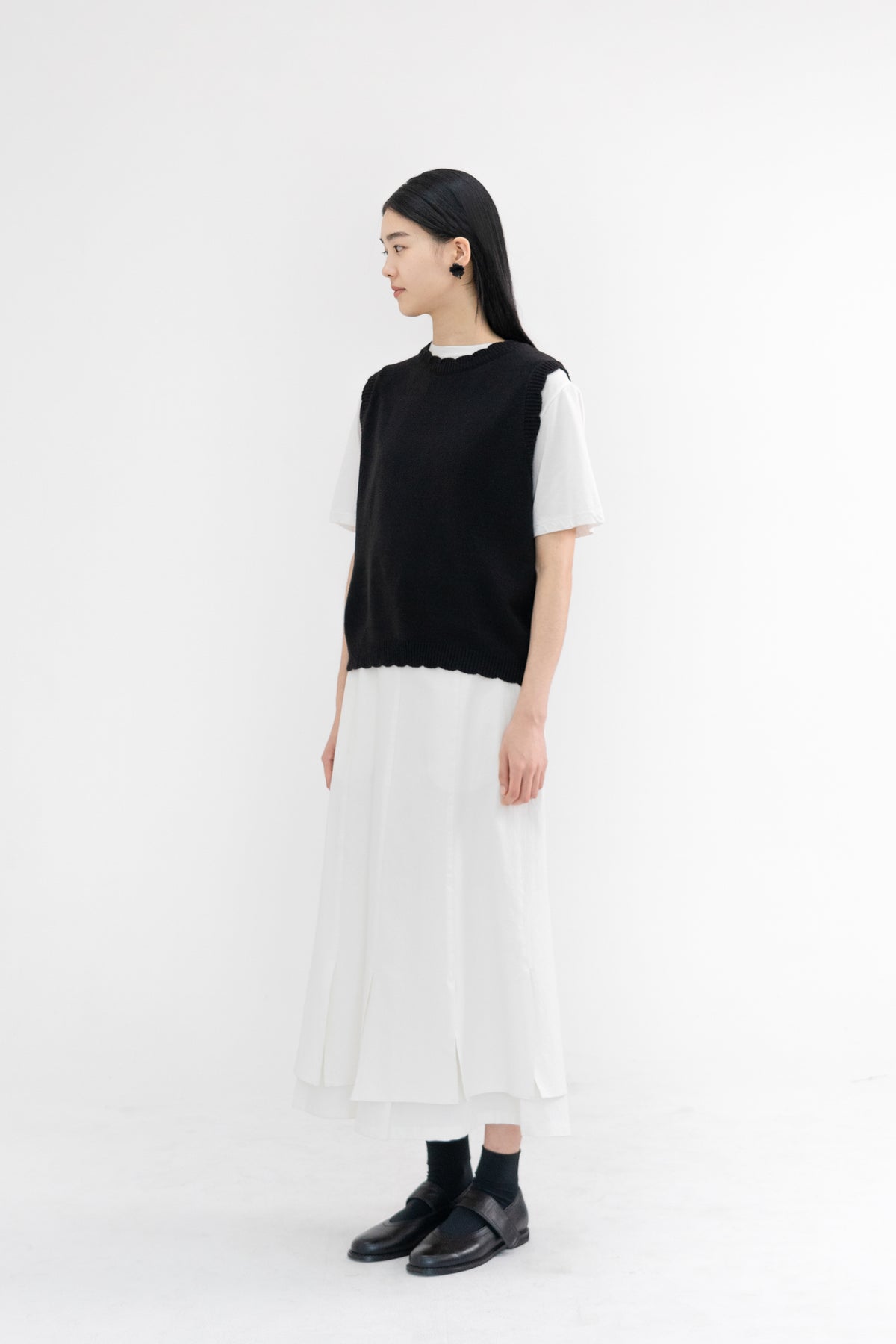 wave knit vest
