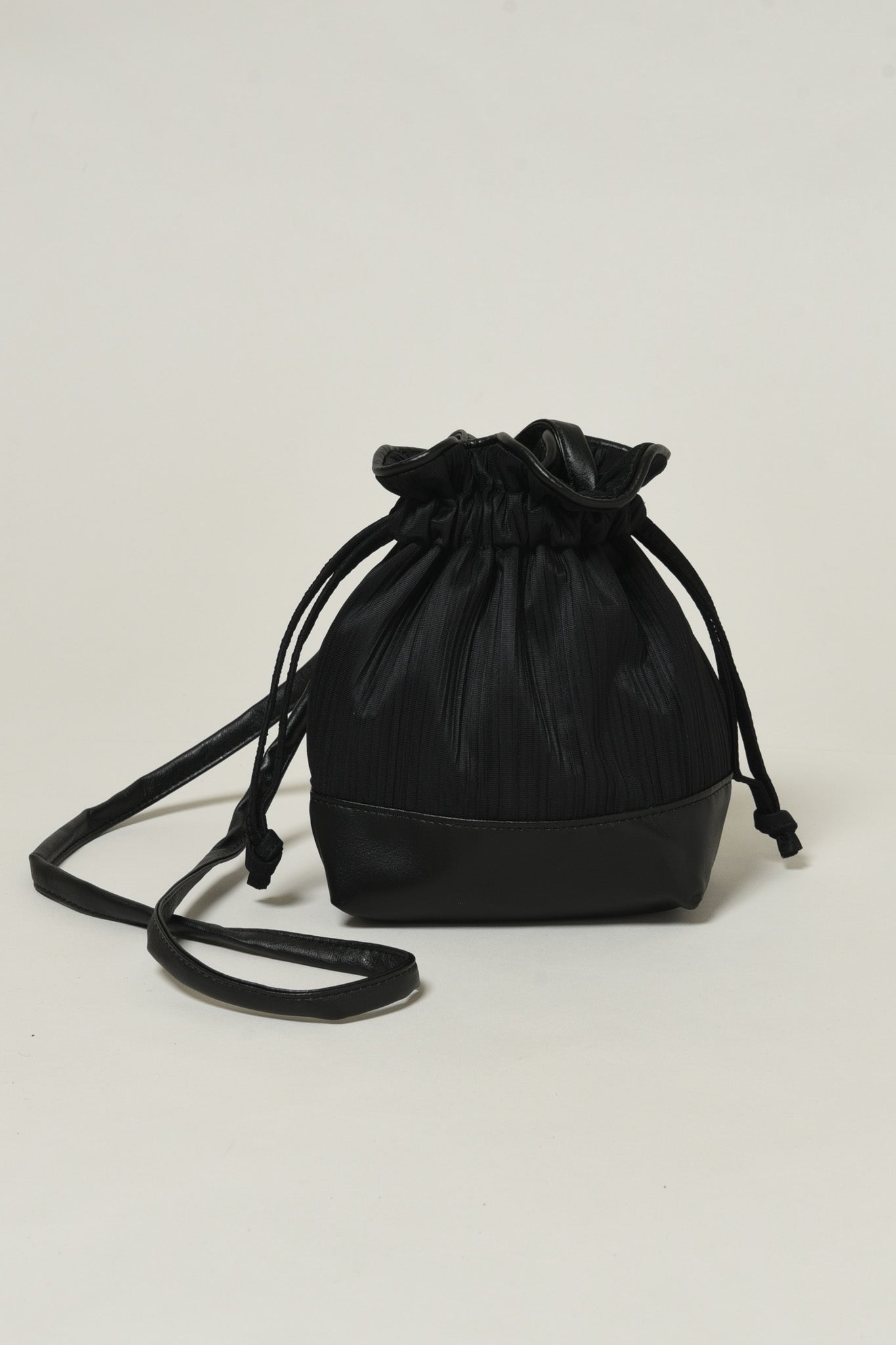 mini pleats bucket bag