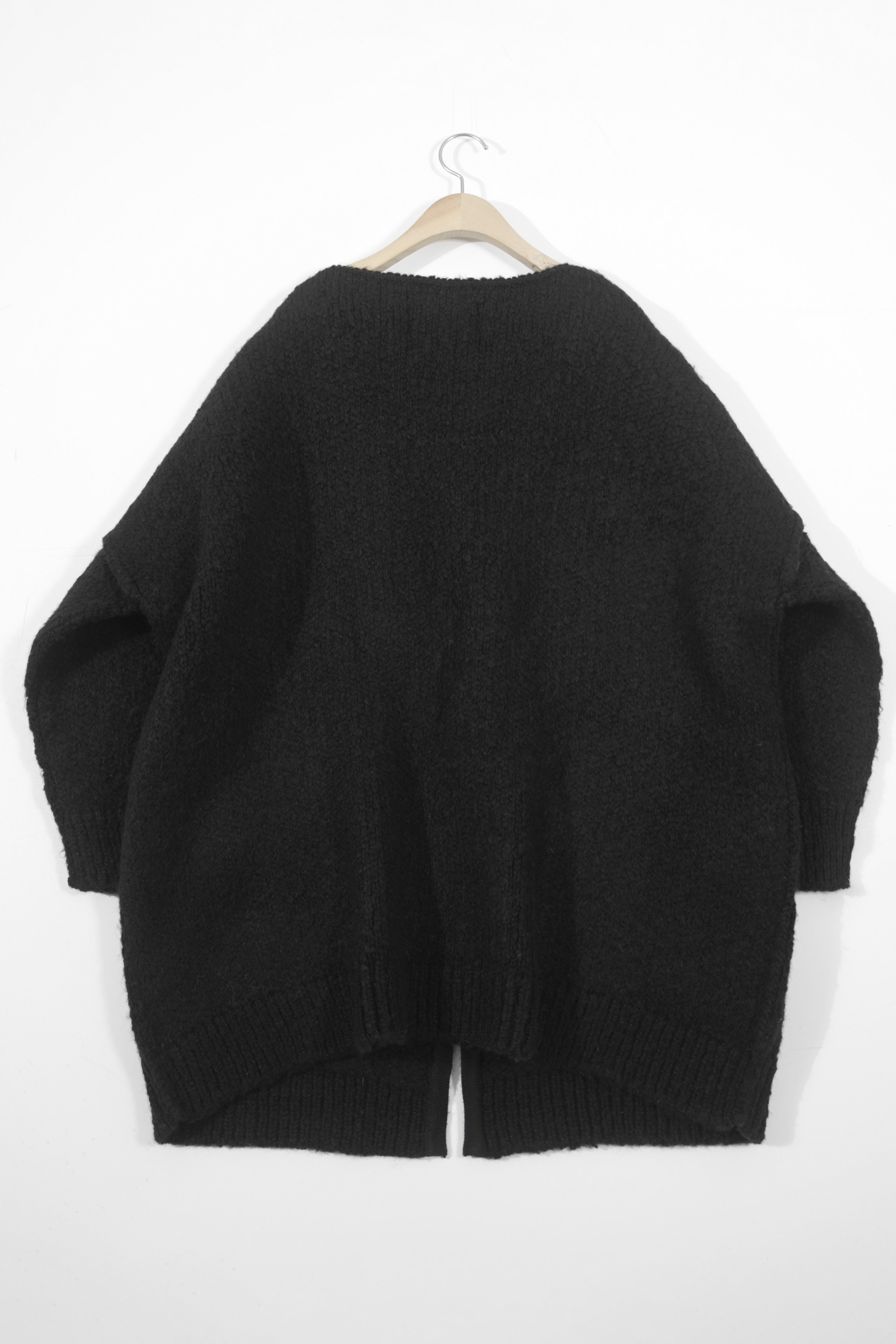 button mono cardigan