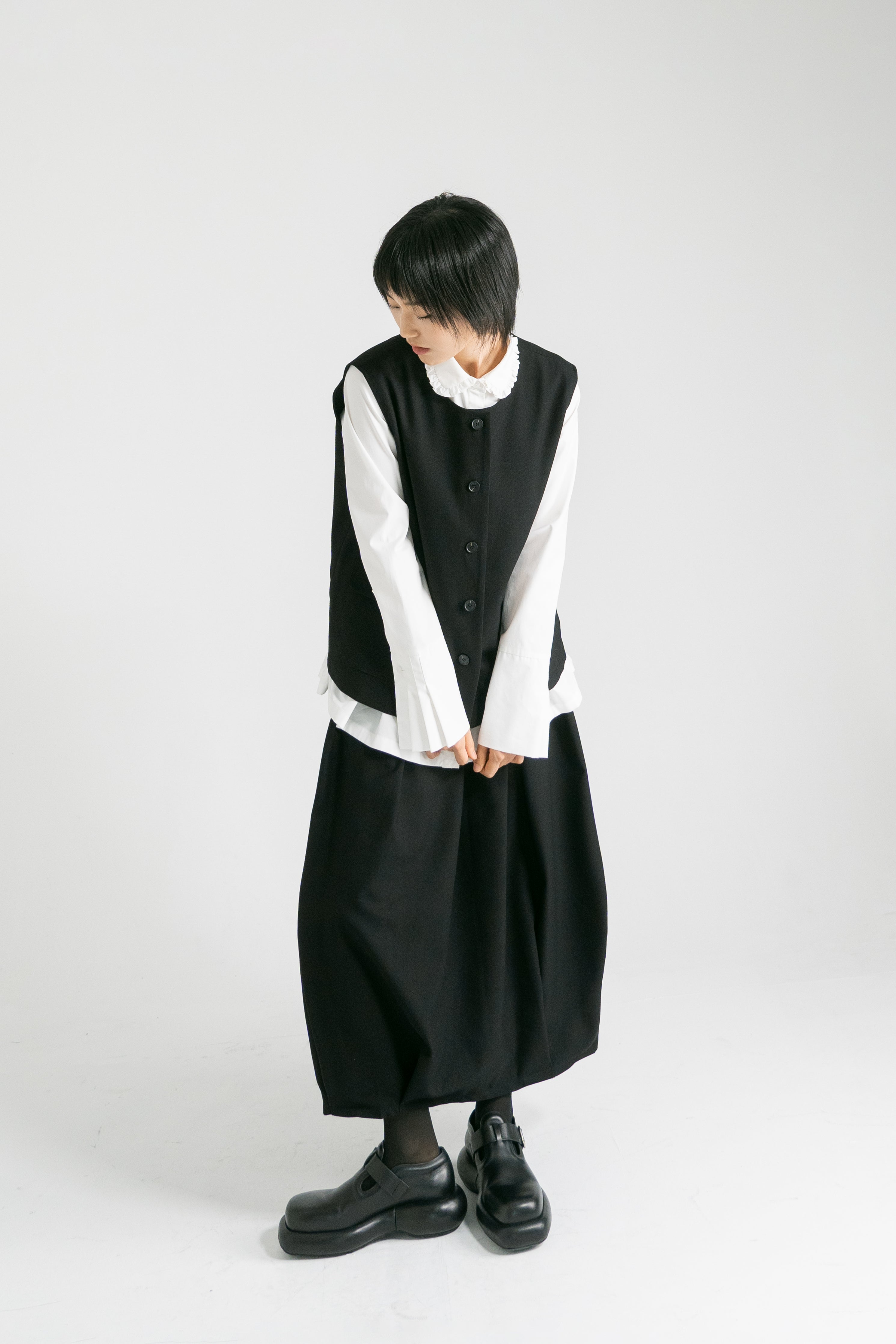 【STORE EXCLUSIVE】button pocket wool vest