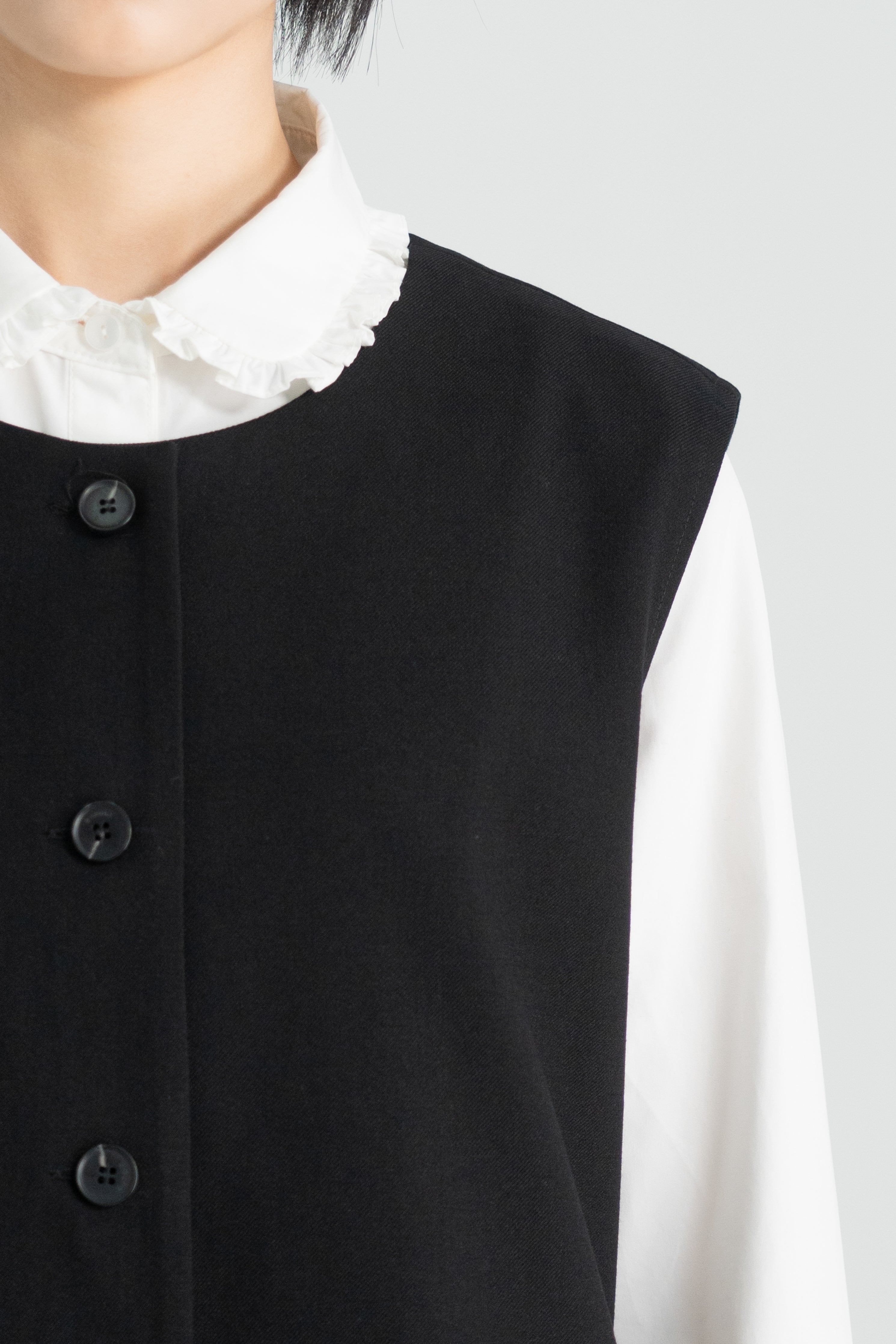 【STORE EXCLUSIVE】button pocket wool vest