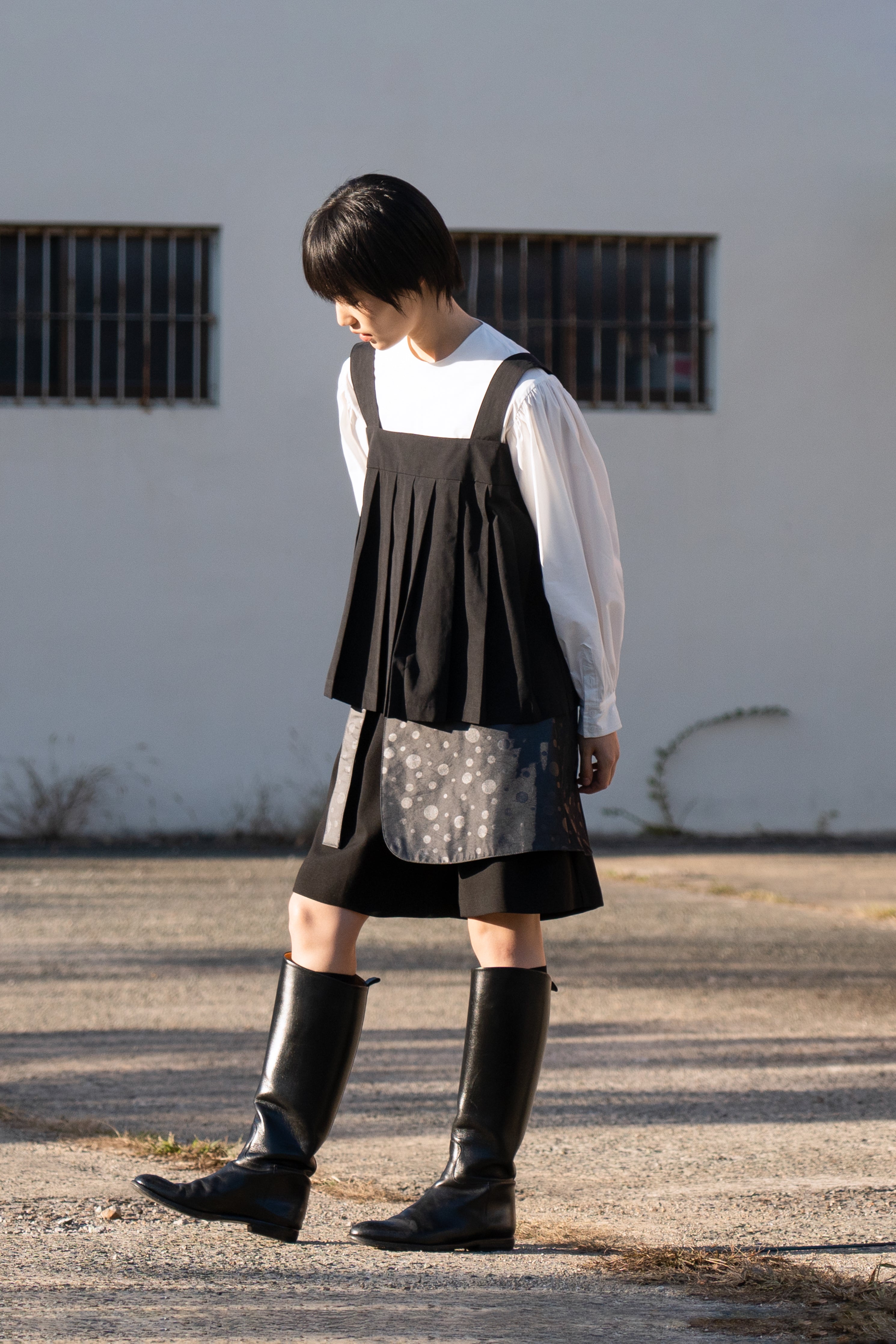 cotton pleats vest