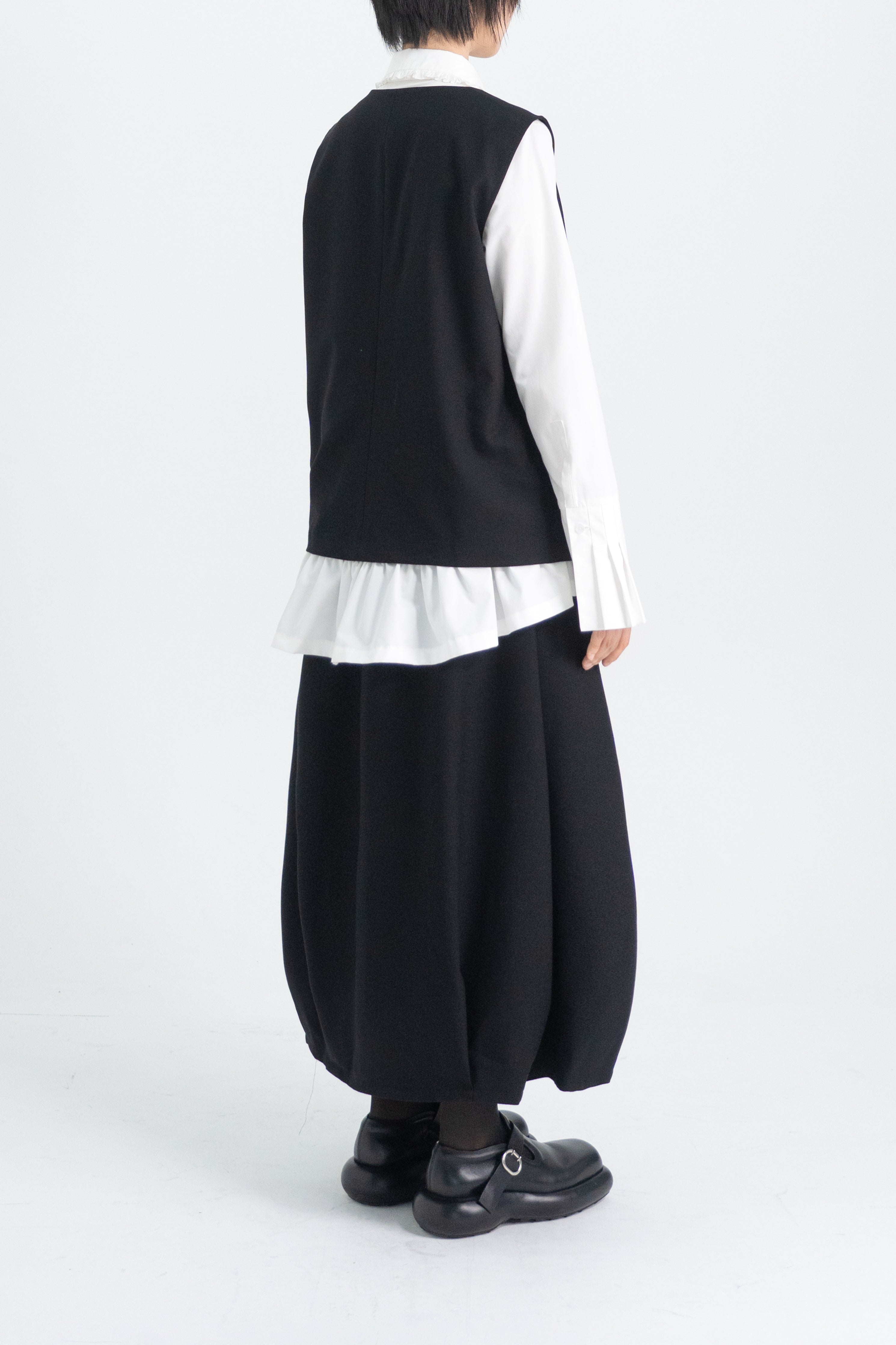【STORE EXCLUSIVE】button pocket wool vest