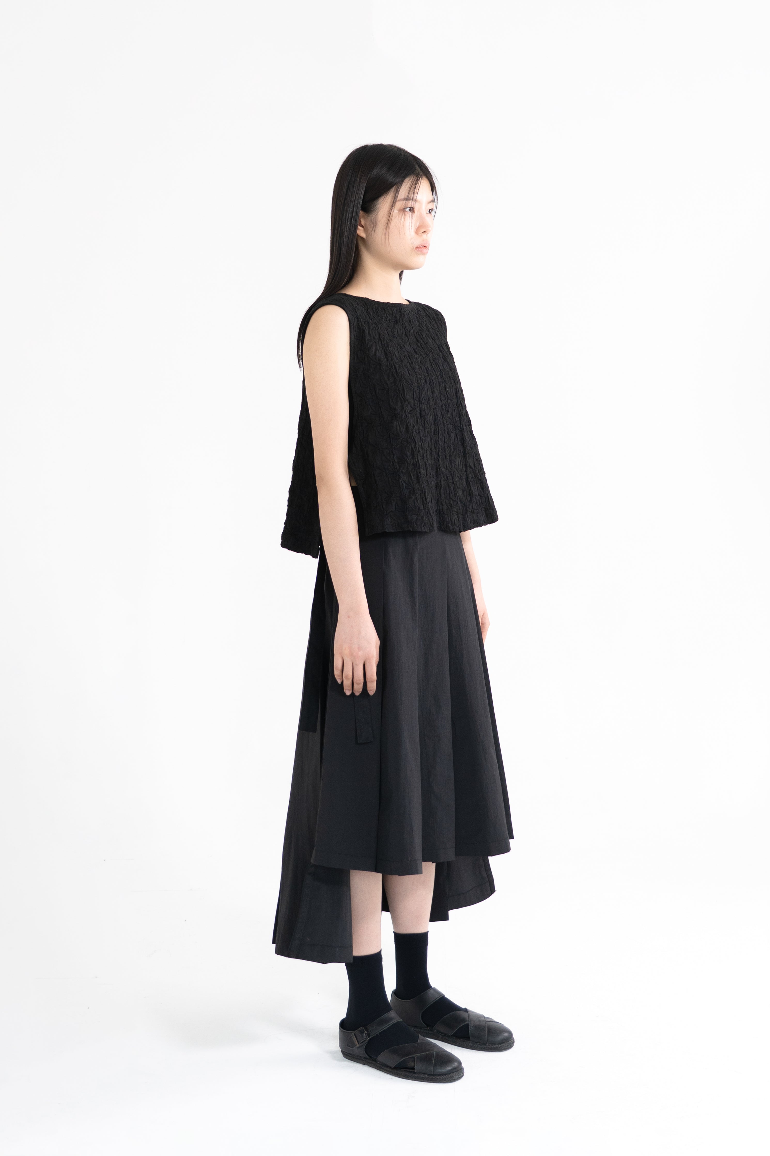 high-low pleats skirt