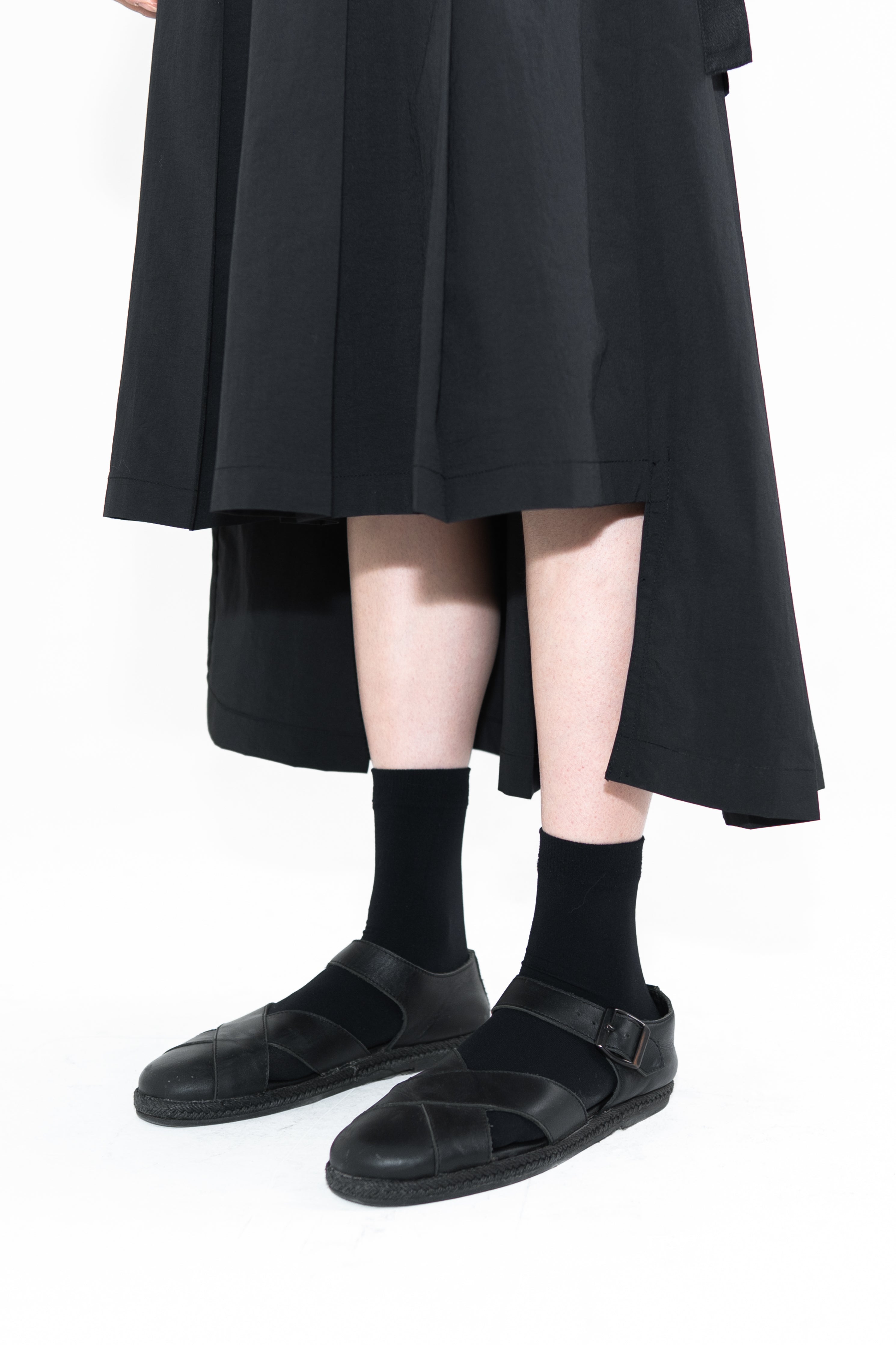 high-low pleats skirt