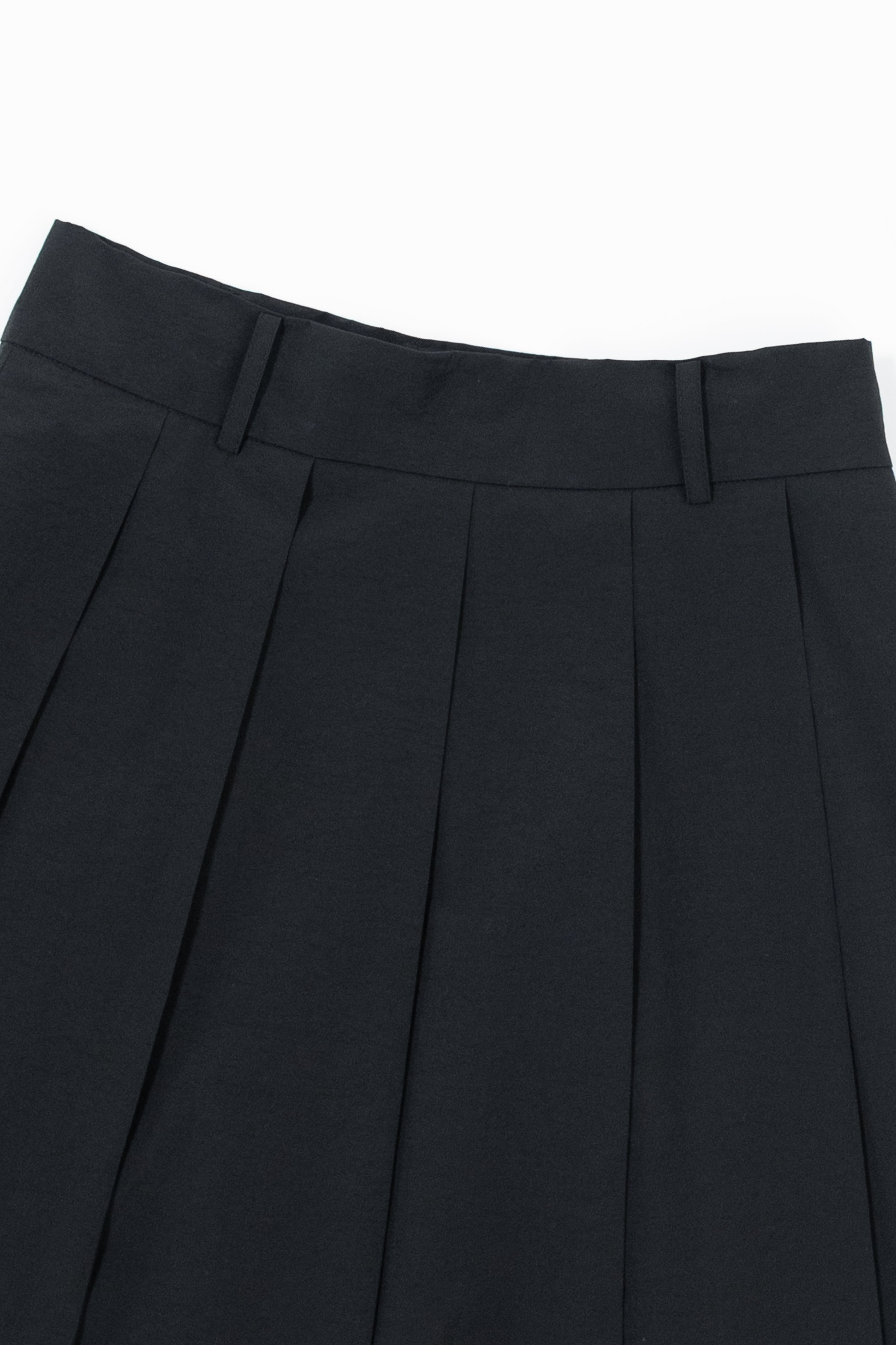 high-low pleats skirt